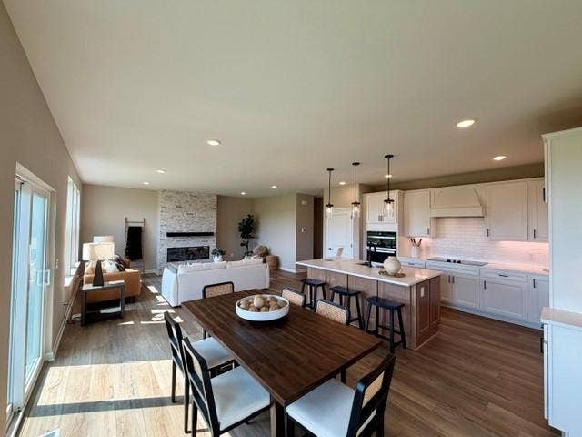 4633 Island Park Drive, Woodbury, MN 55129 Open Concept - 4633 Island Park Drive, Woodbury, MN 55129