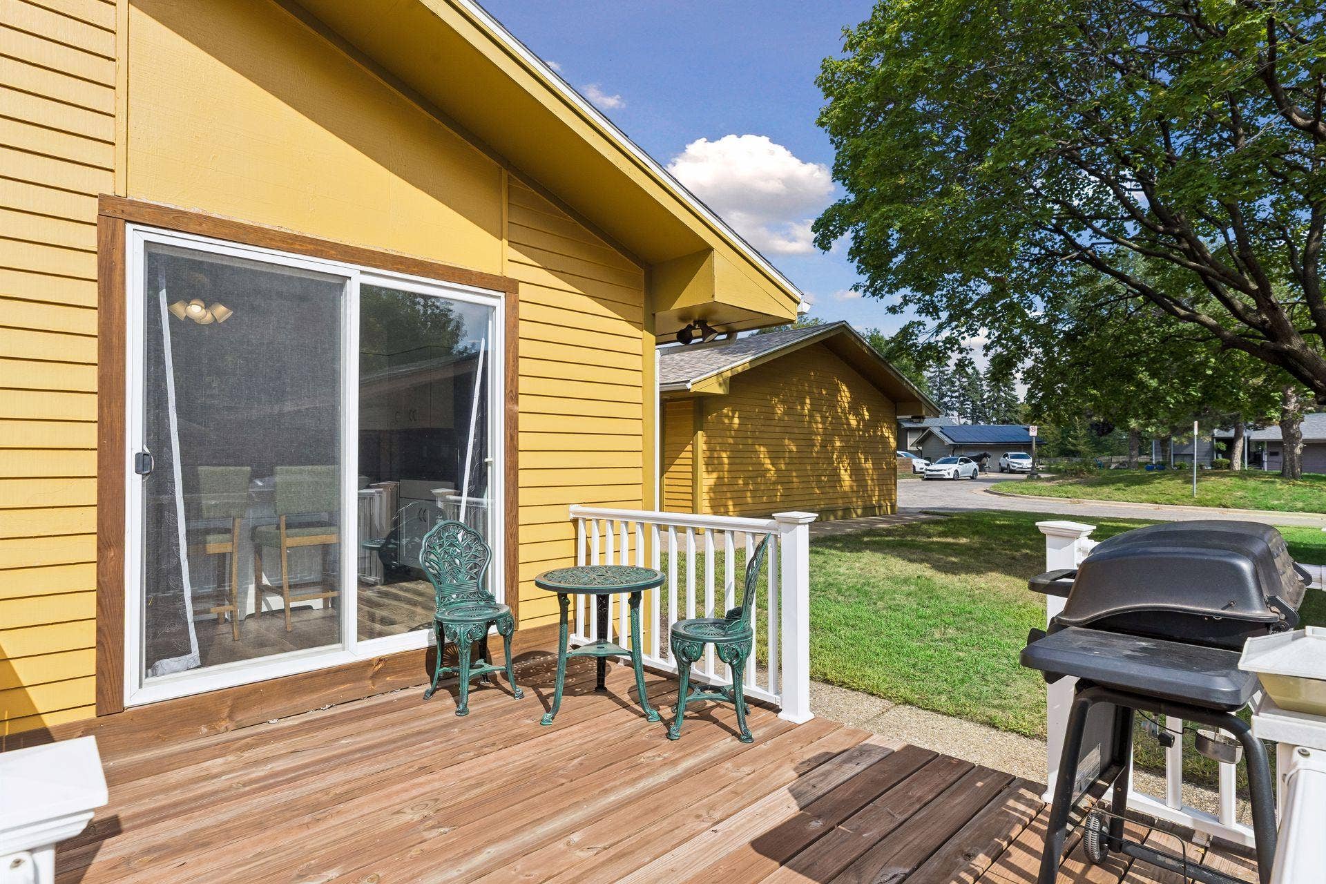 521 Central Avenue W, 101, Saint Paul, MN 55103