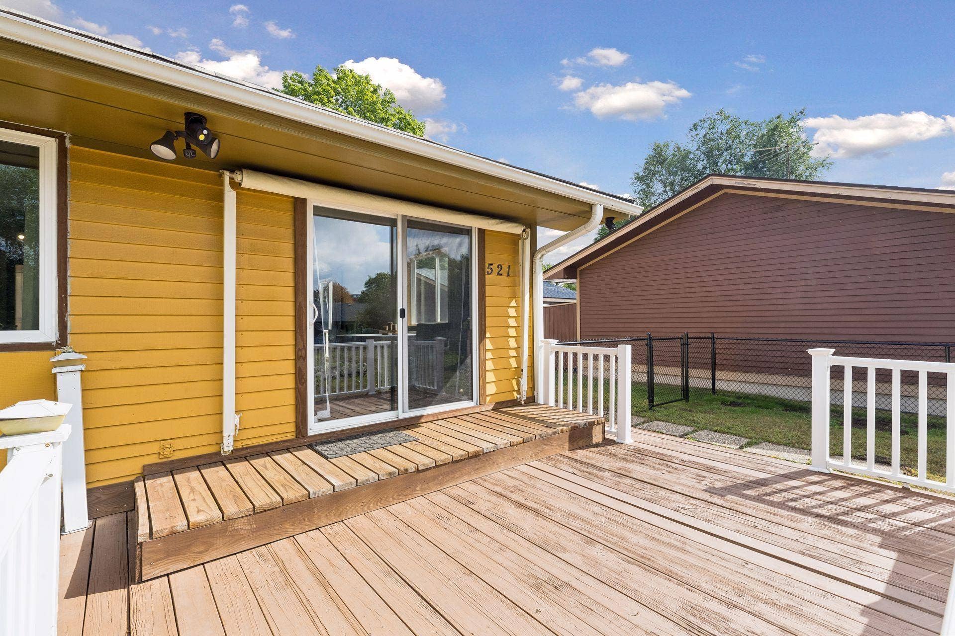 521 Central Avenue W, 101, Saint Paul, MN 55103