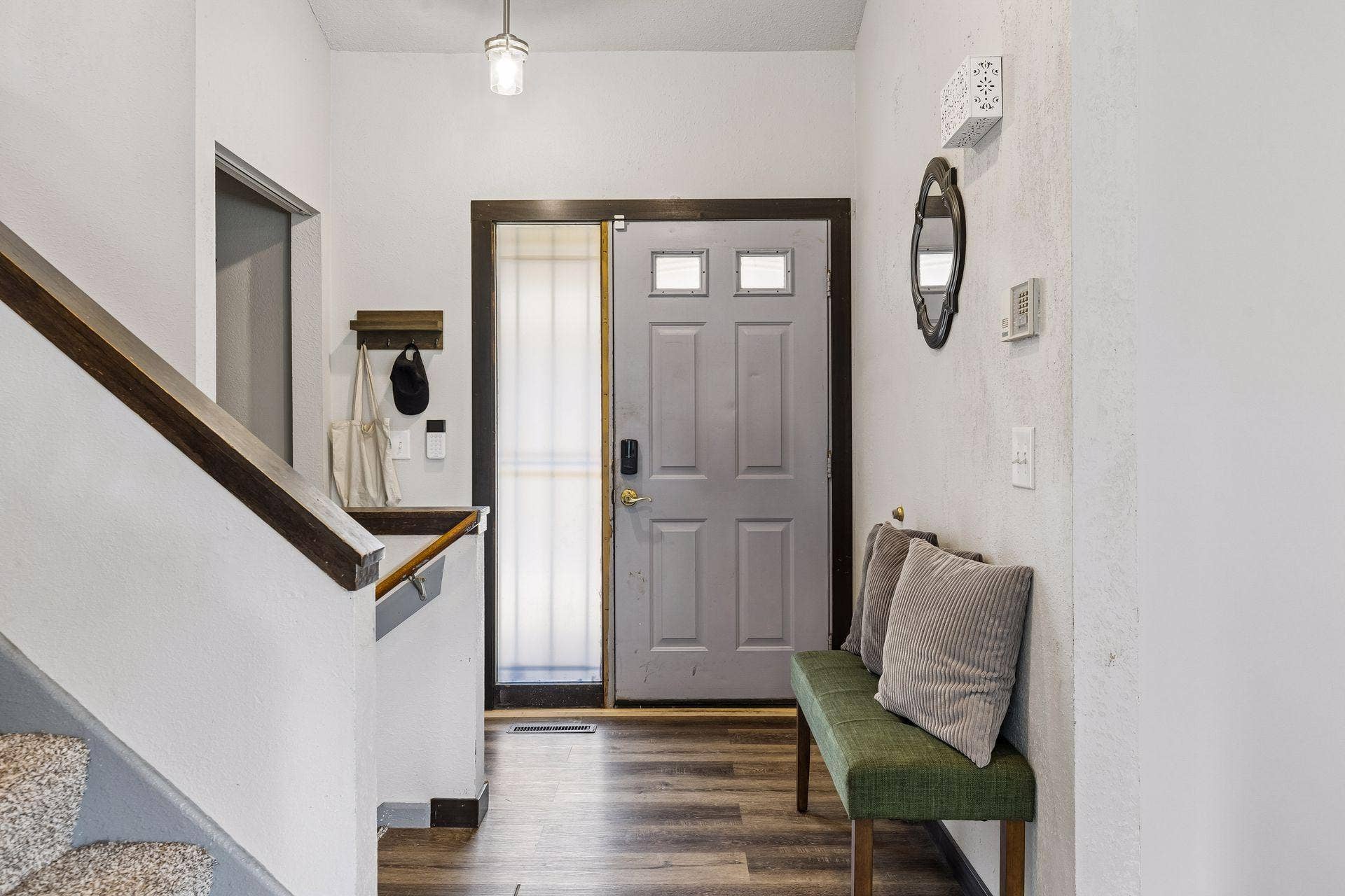 521 Central Avenue W, 101, Saint Paul, MN 55103