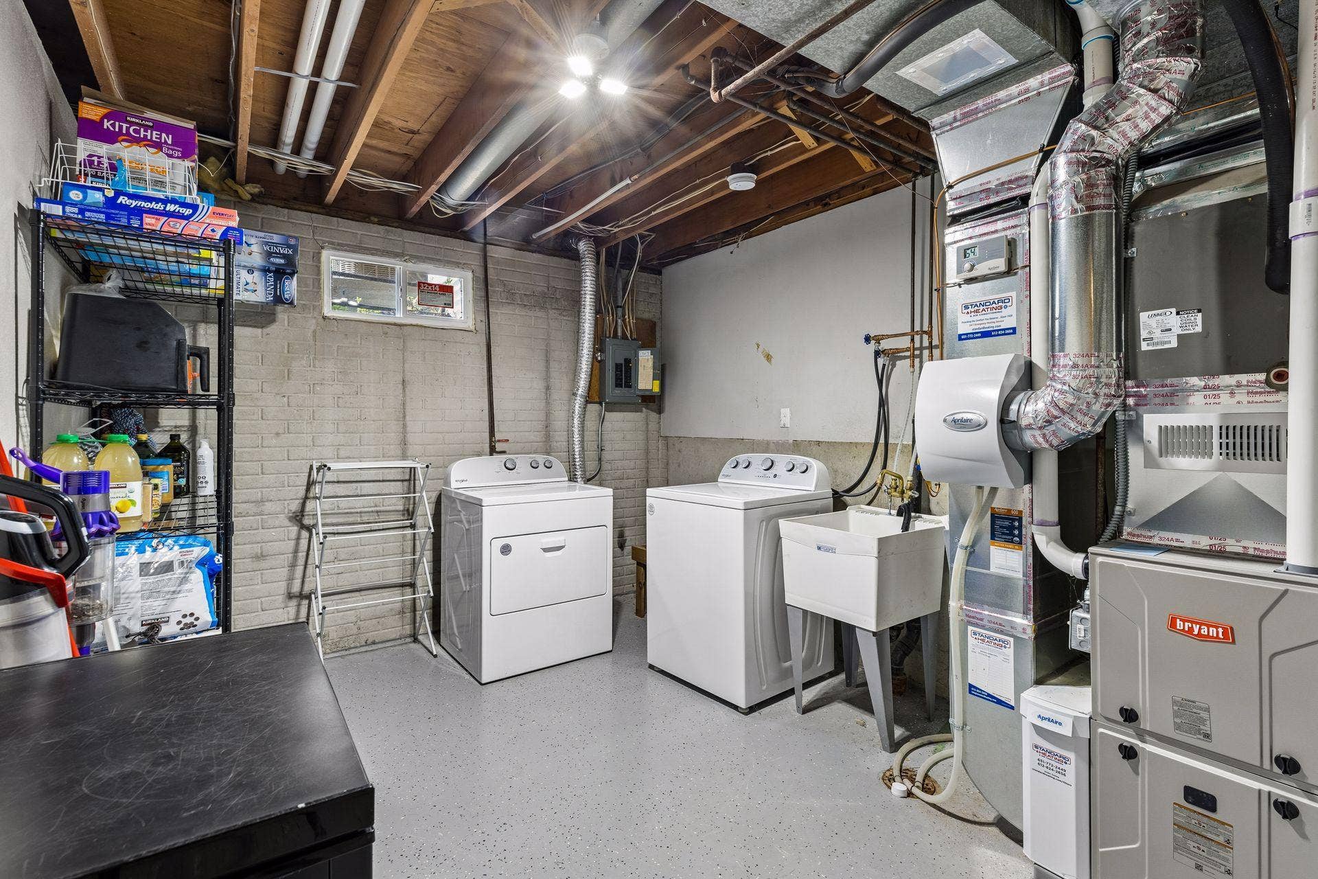 521 Central Avenue W, 101, Saint Paul, MN 55103