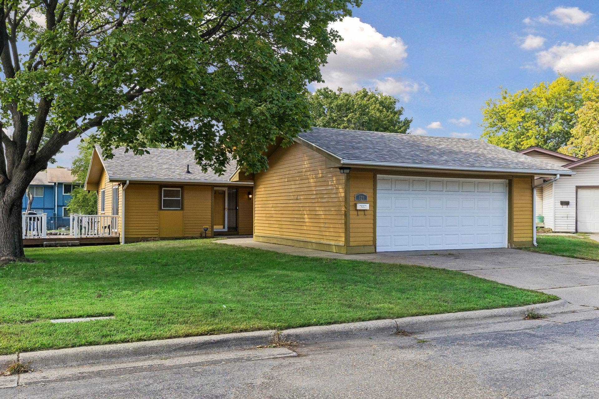 521 Central Avenue W, 101, Saint Paul, MN 55103