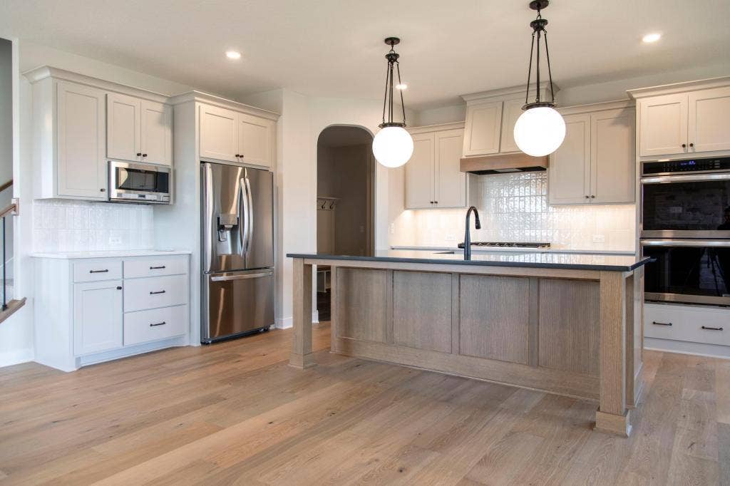 5910Kitchen.jpeg