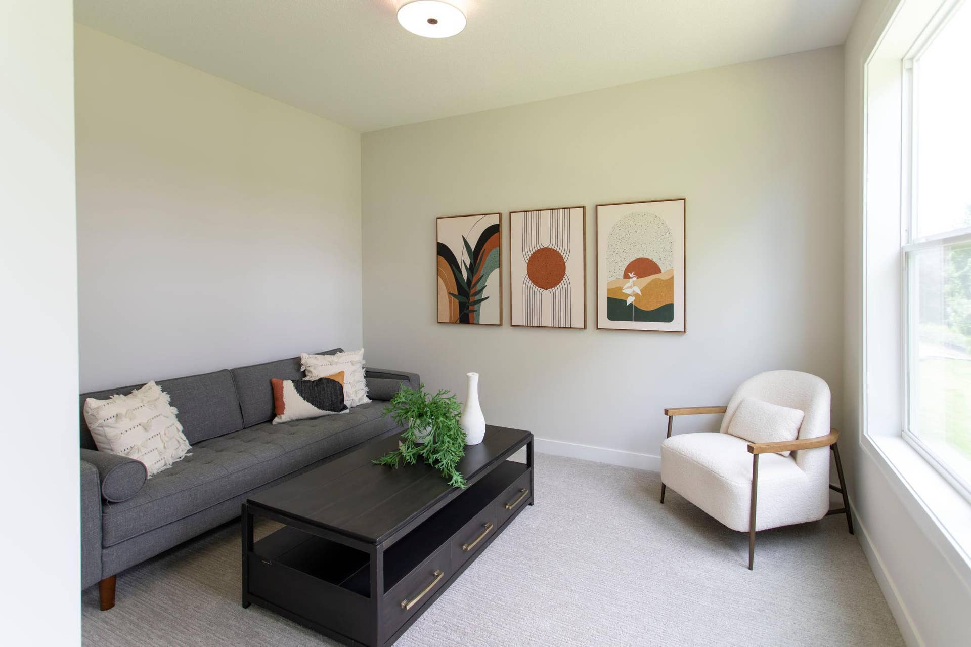 5910 Furnished main_7.jpg