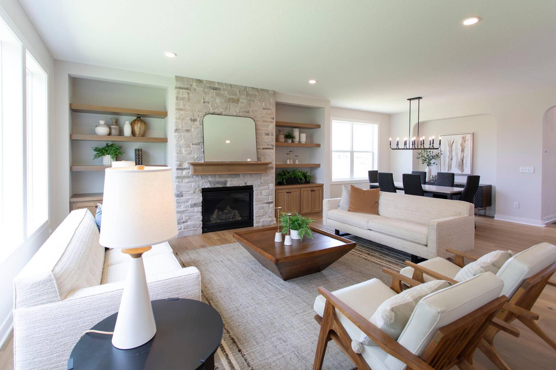 5910 Furnished main_5.jpg