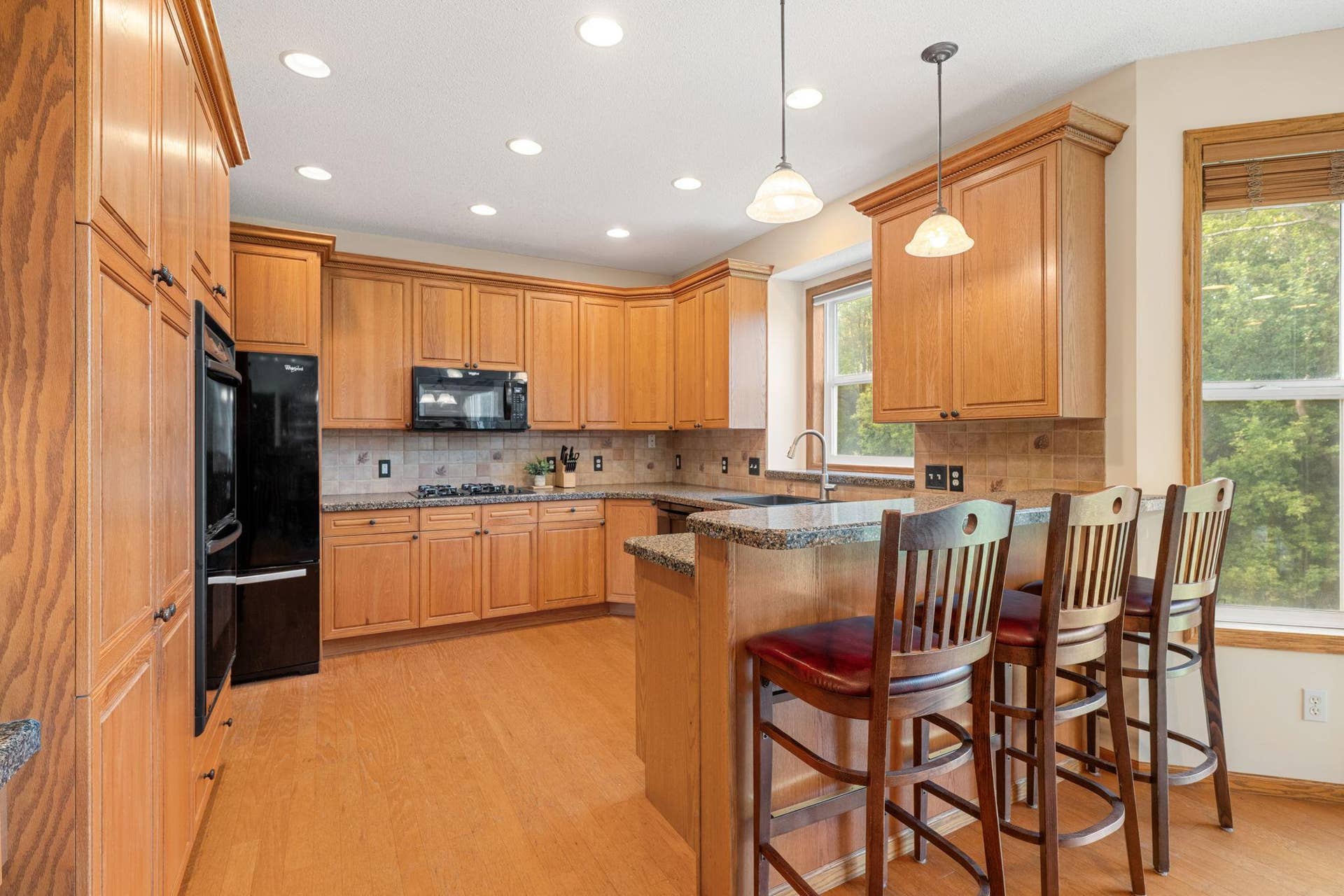 16381 Gunflint Trail, Lakeville, MN 55044 16381 Gunflint Trail, Lakeville, MN 55044