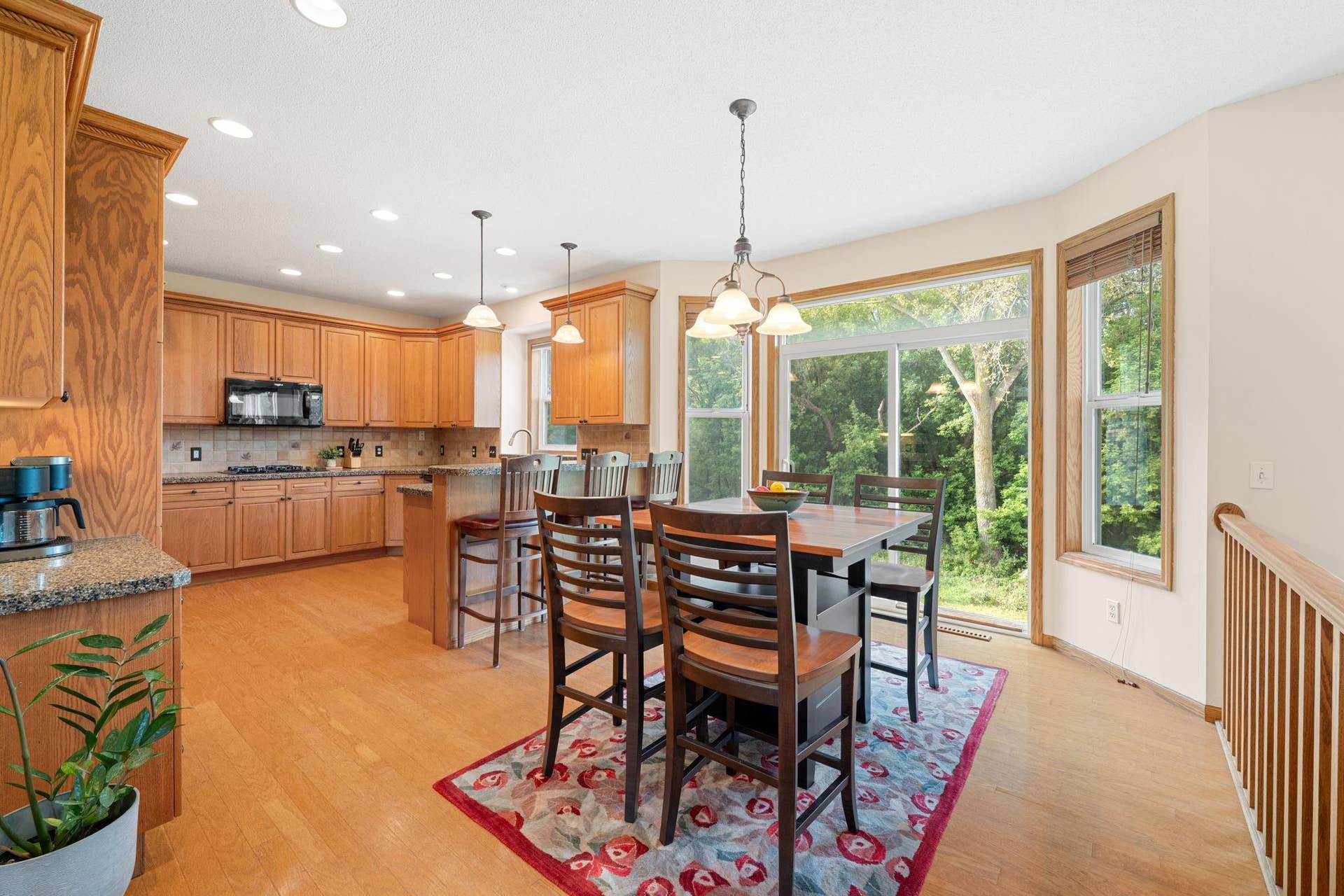 16381 Gunflint Trail, Lakeville, MN 55044 Informal dining right off the kitchen