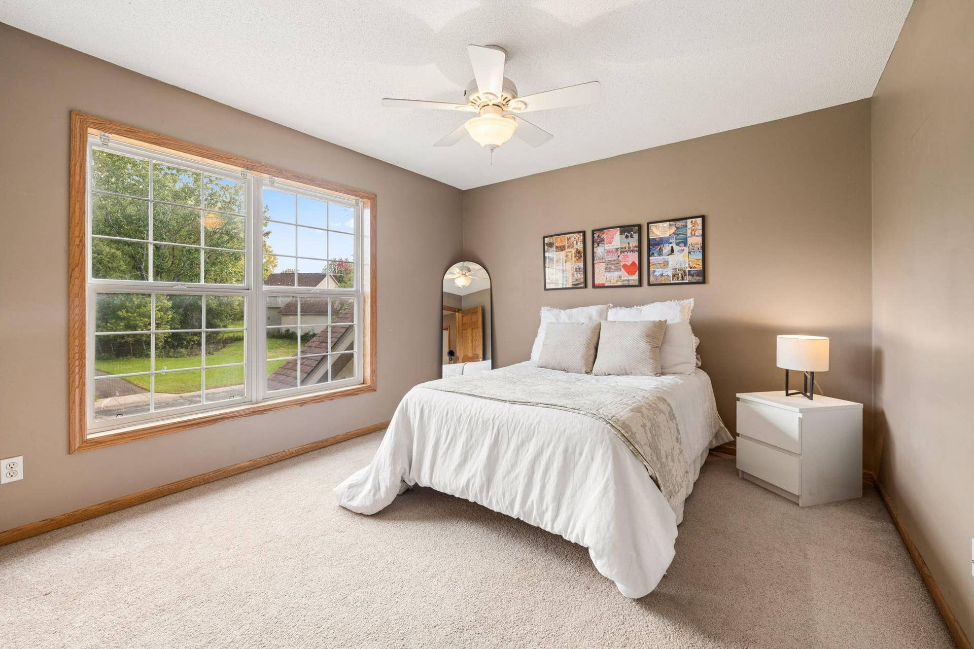 16381 Gunflint Trail, Lakeville, MN 55044 Bedroom 1
