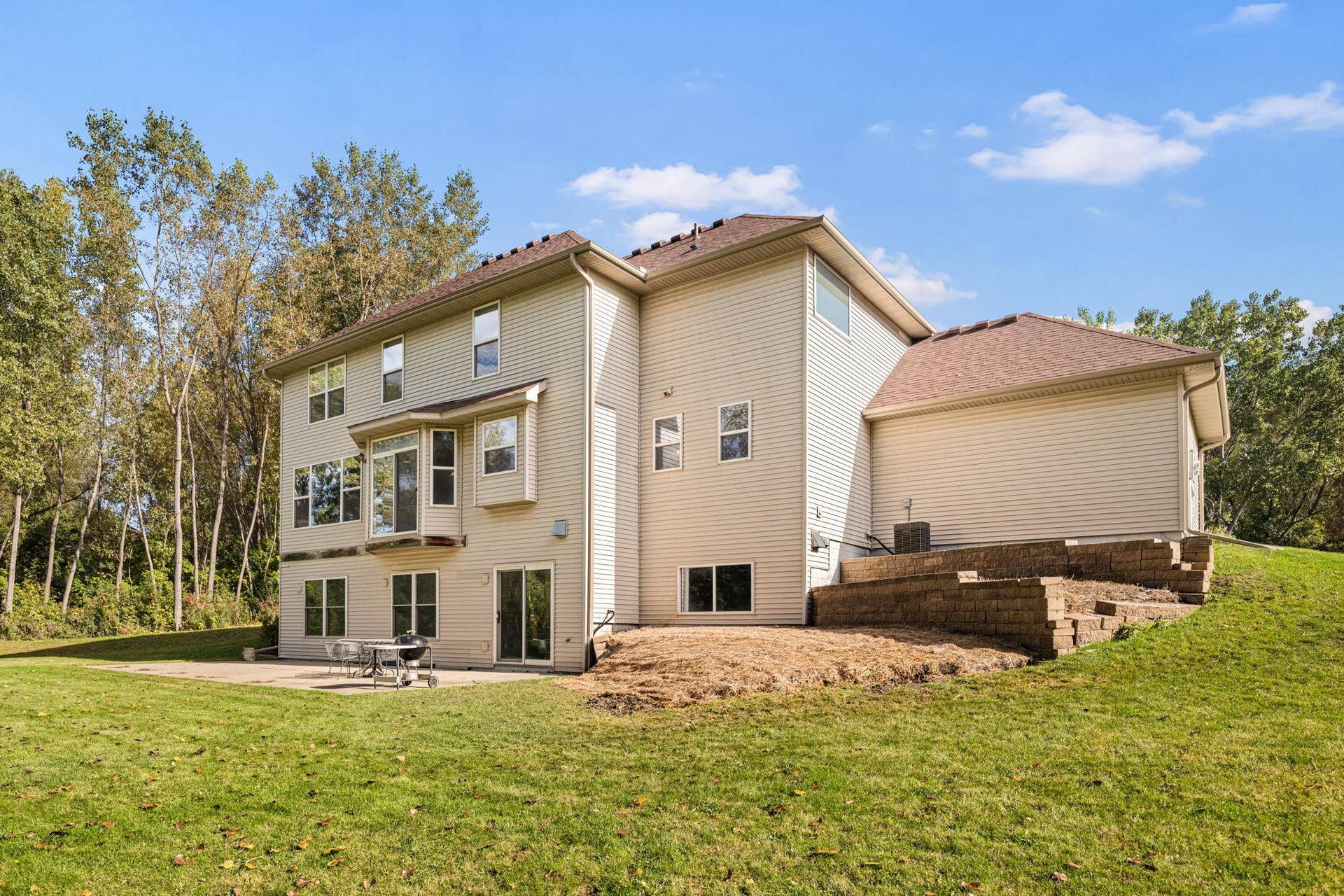 16381 Gunflint Trail, Lakeville, MN 55044 16381 Gunflint Trail, Lakeville, MN 55044