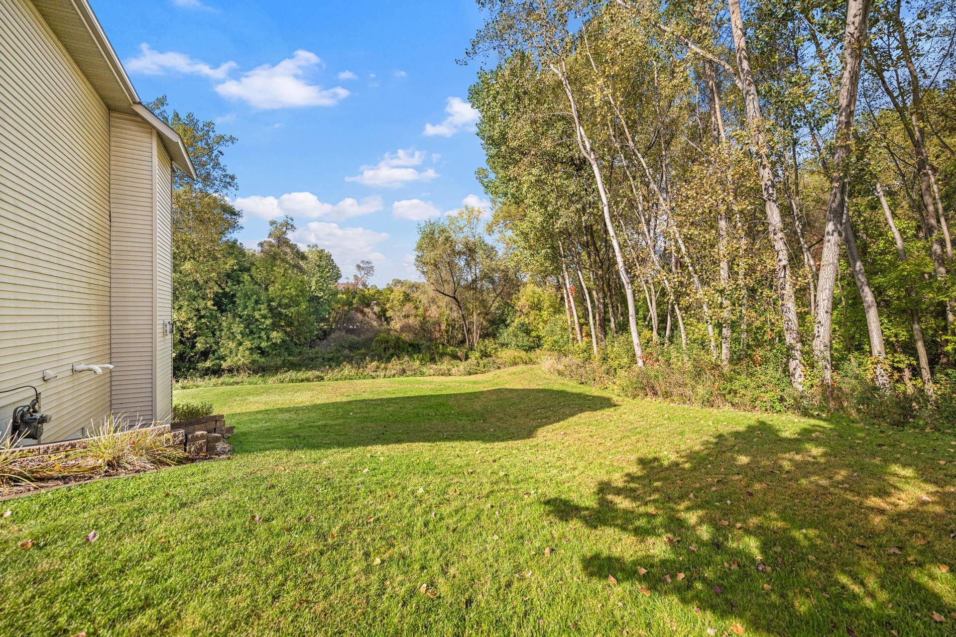 16381 Gunflint Trail, Lakeville, MN 55044 16381 Gunflint Trail, Lakeville, MN 55044