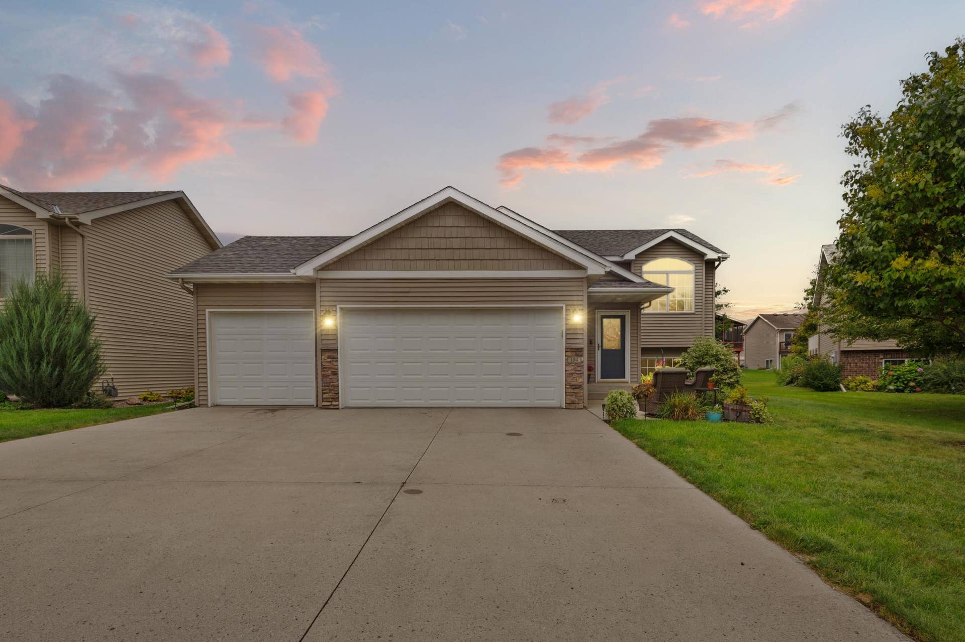 104 Kingsmill Court, Mankato, MN 56001 104 Kingsmill Court, Mankato, MN 56001
