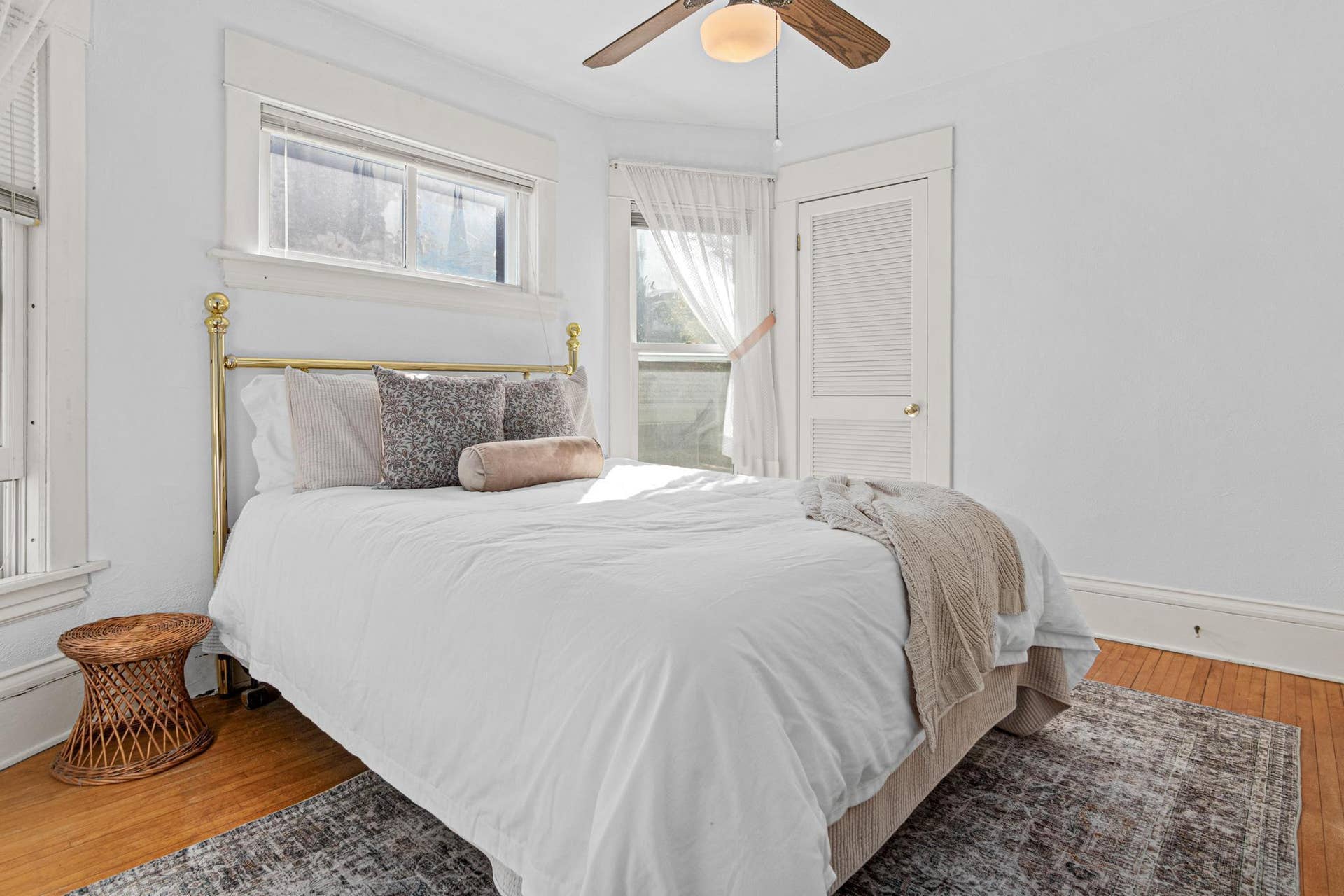 1603 Laurel Avenue, 96, Saint Paul, MN 55104 1603 Laurel Ave-24.jpg