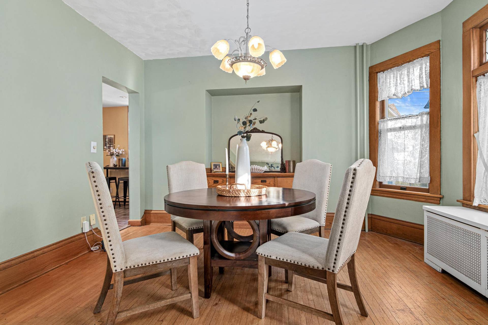 1603 Laurel Avenue, 96, Saint Paul, MN 55104 1603 Laurel Ave-9.jpg