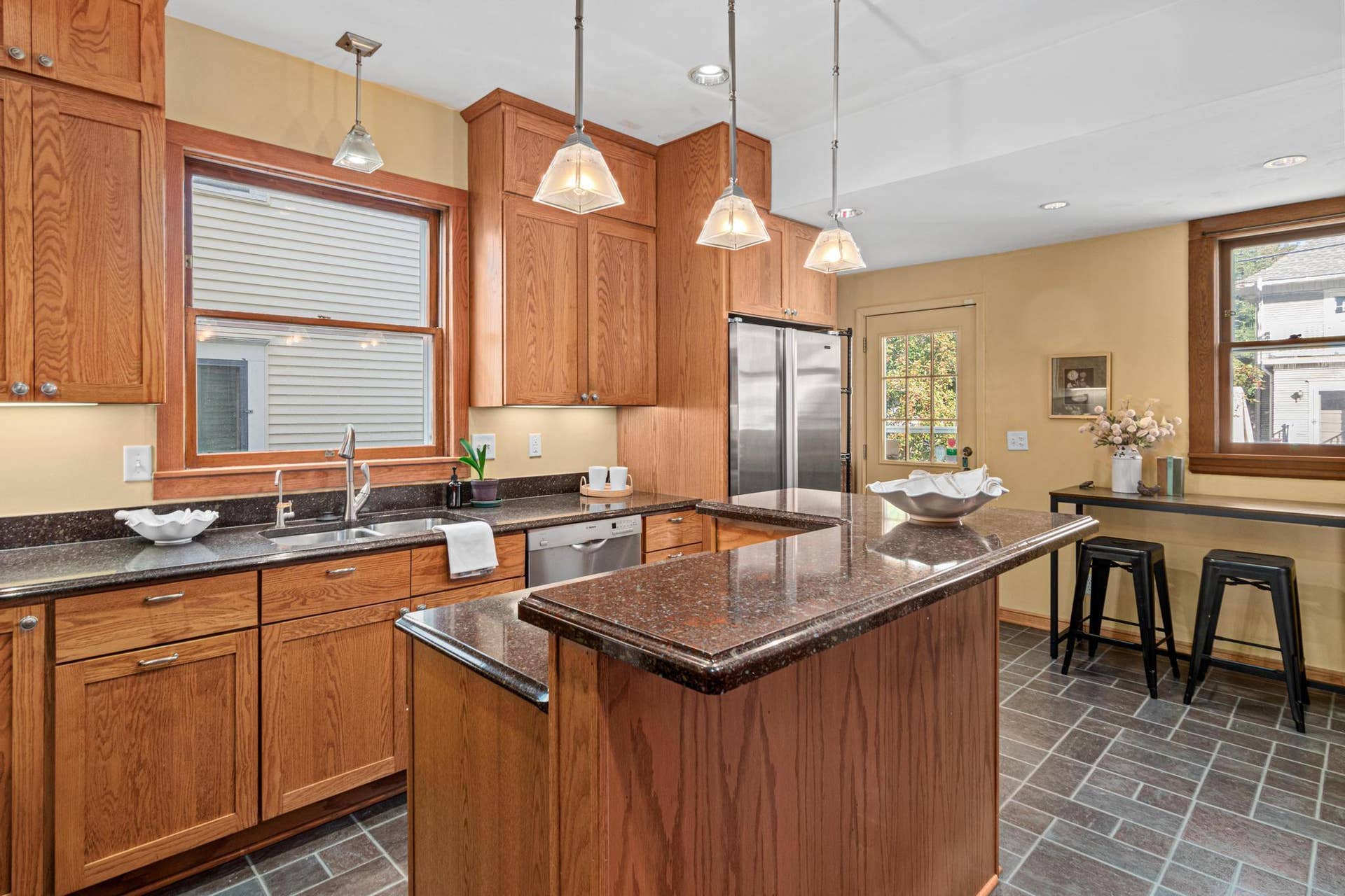 1603 Laurel Avenue, 96, Saint Paul, MN 55104 1603 Laurel Ave-12.jpg