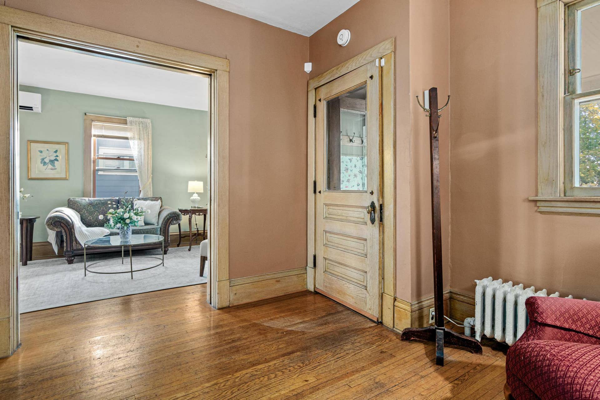 1603 Laurel Avenue, 96, Saint Paul, MN 55104 1603 Laurel Ave-2.jpg