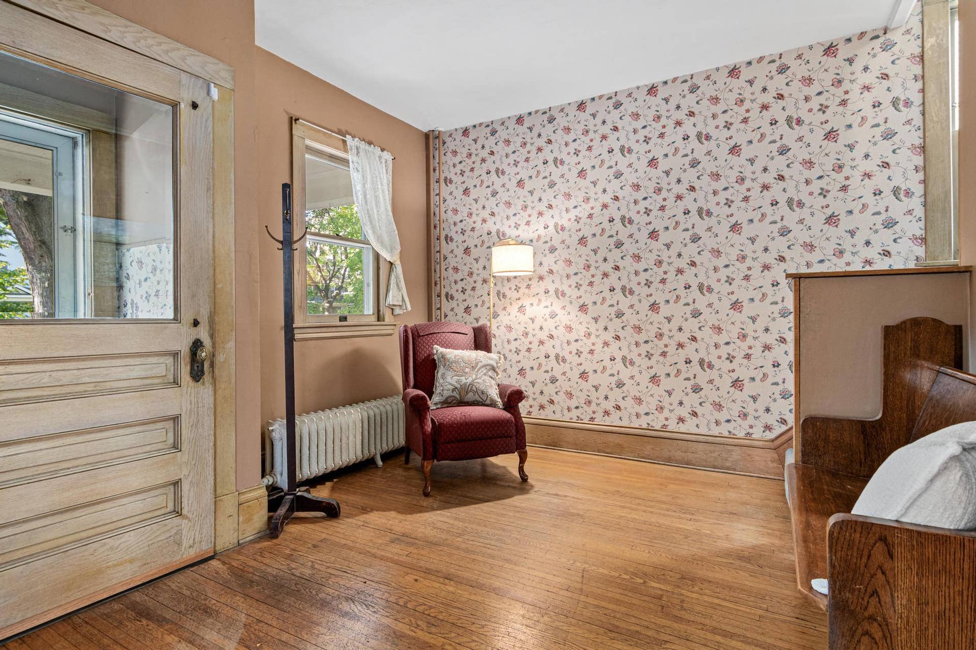 1603 Laurel Avenue, 96, Saint Paul, MN 55104 1603 Laurel Ave-3.jpg