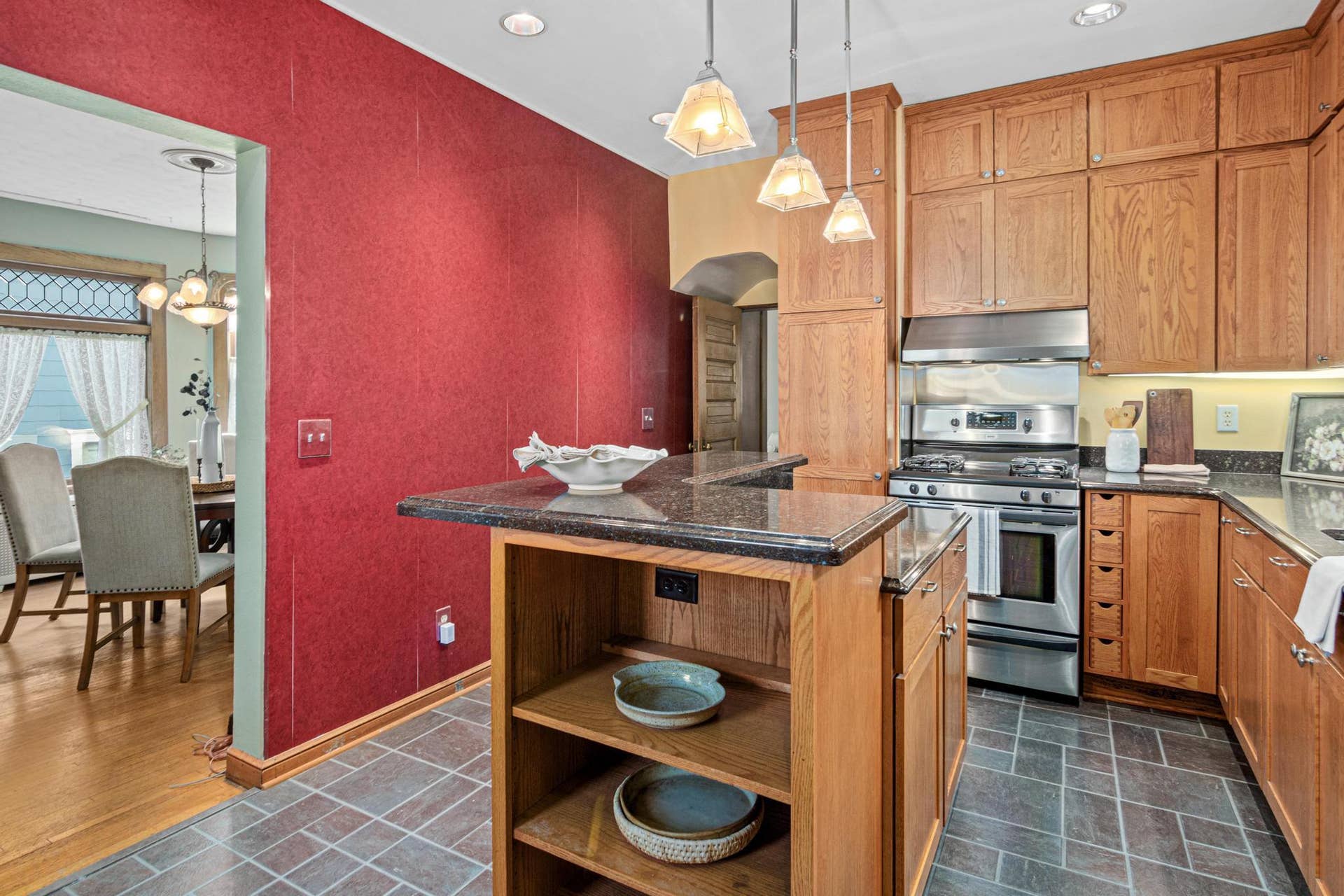 1603 Laurel Avenue, 96, Saint Paul, MN 55104 1603 Laurel Ave-13.jpg