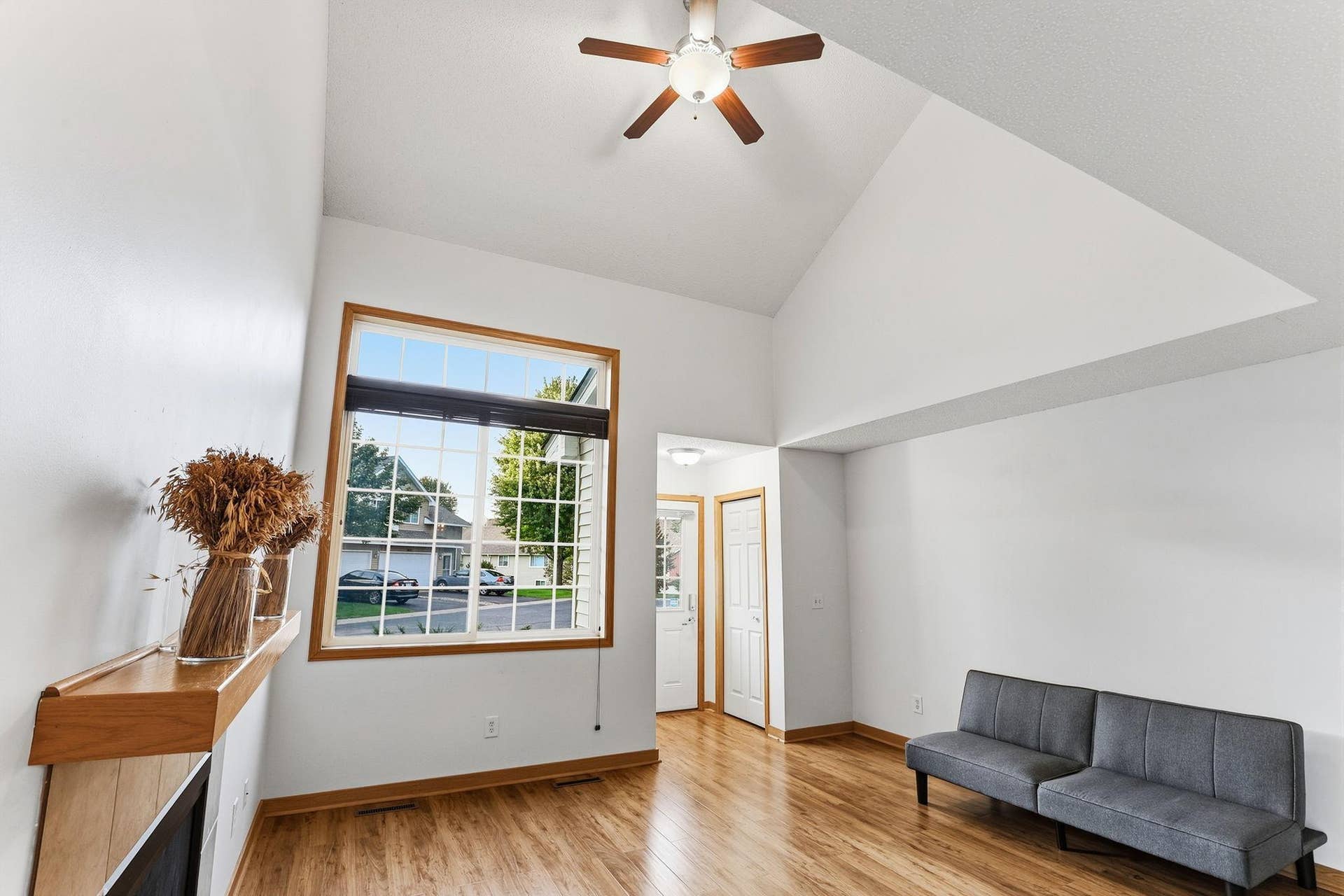 2481 Yellowstone Drive, #104, Hastings, MN 55033 2481 Yellowstone Drive, #104, Hastings, MN 55033