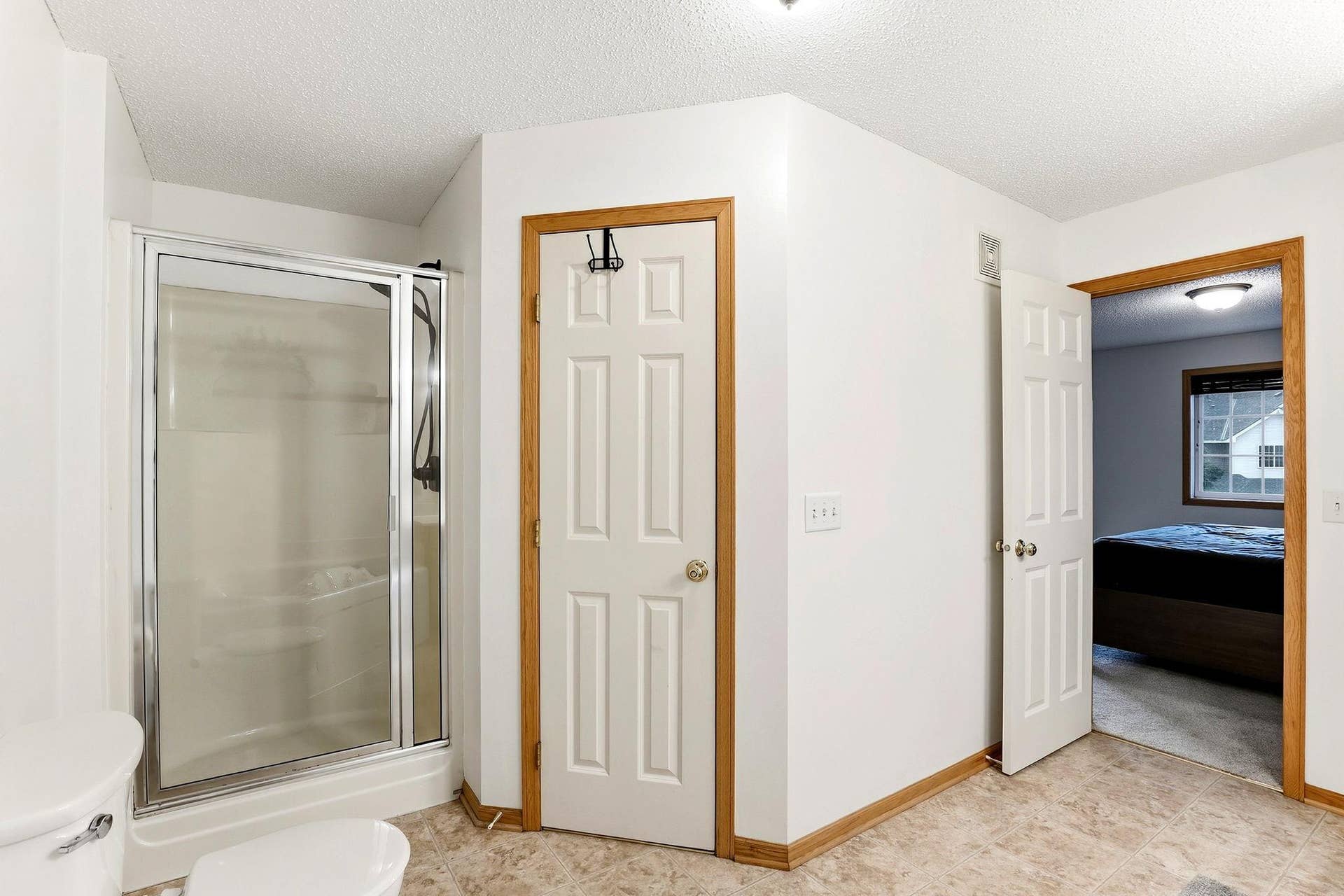 2481 Yellowstone Drive, #104, Hastings, MN 55033 2481 Yellowstone Drive, #104, Hastings, MN 55033