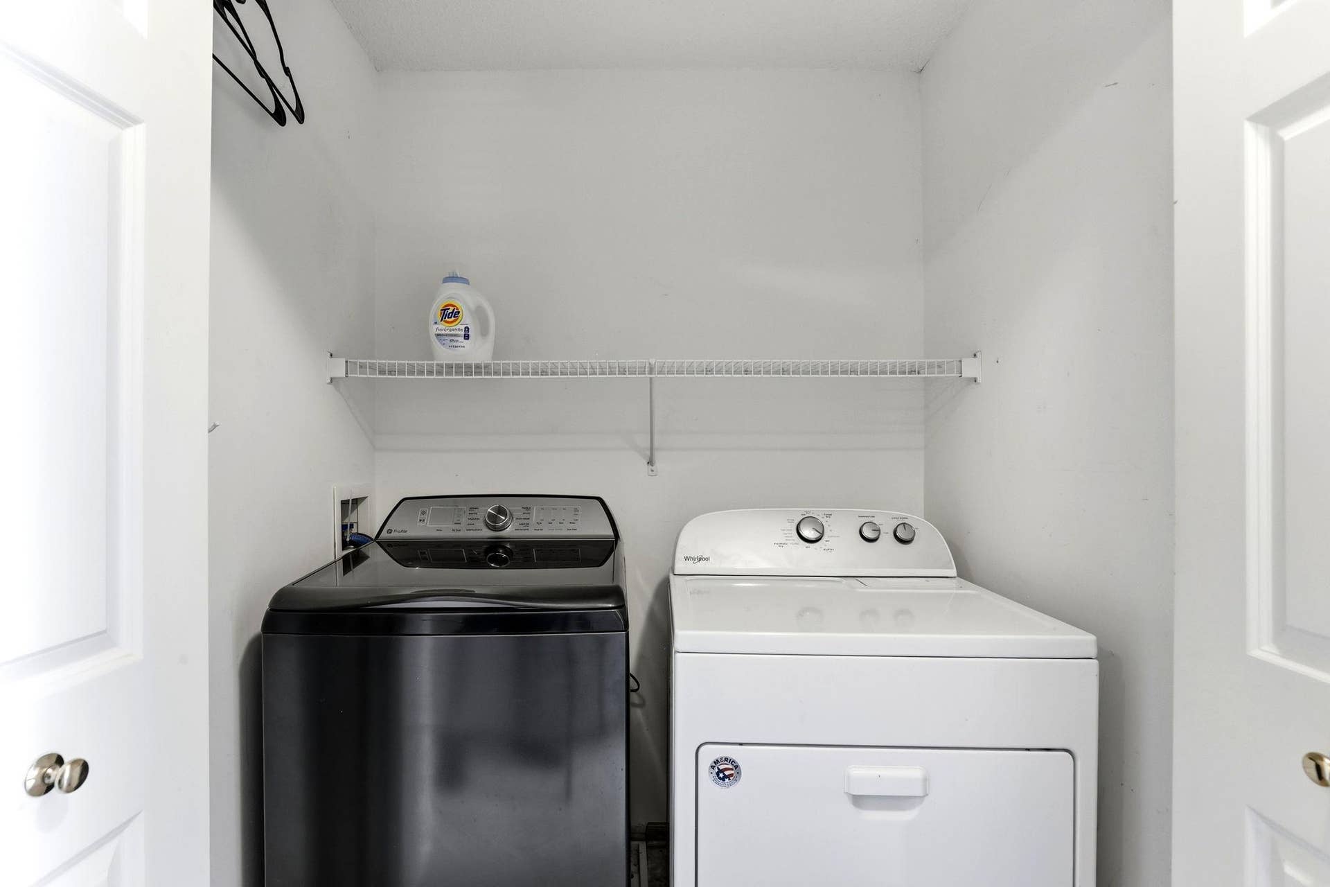 2481 Yellowstone Drive, #104, Hastings, MN 55033 2481 Yellowstone Drive, #104, Hastings, MN 55033