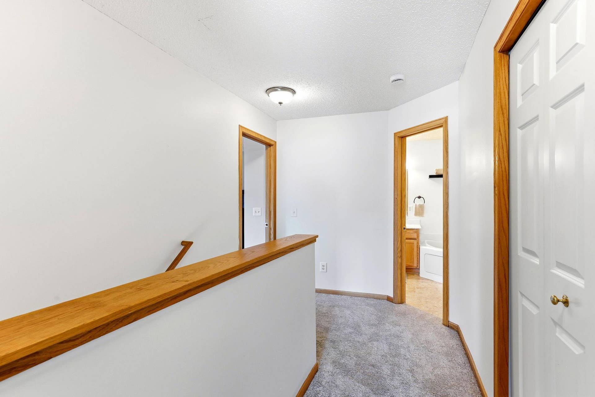 2481 Yellowstone Drive, #104, Hastings, MN 55033 2481 Yellowstone Drive, #104, Hastings, MN 55033