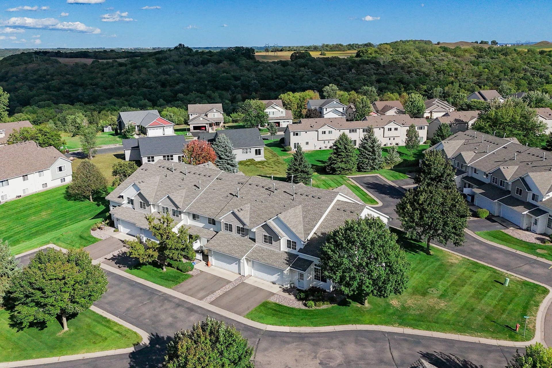 2481 Yellowstone Drive, #104, Hastings, MN 55033 2481 Yellowstone Drive, #104, Hastings, MN 55033
