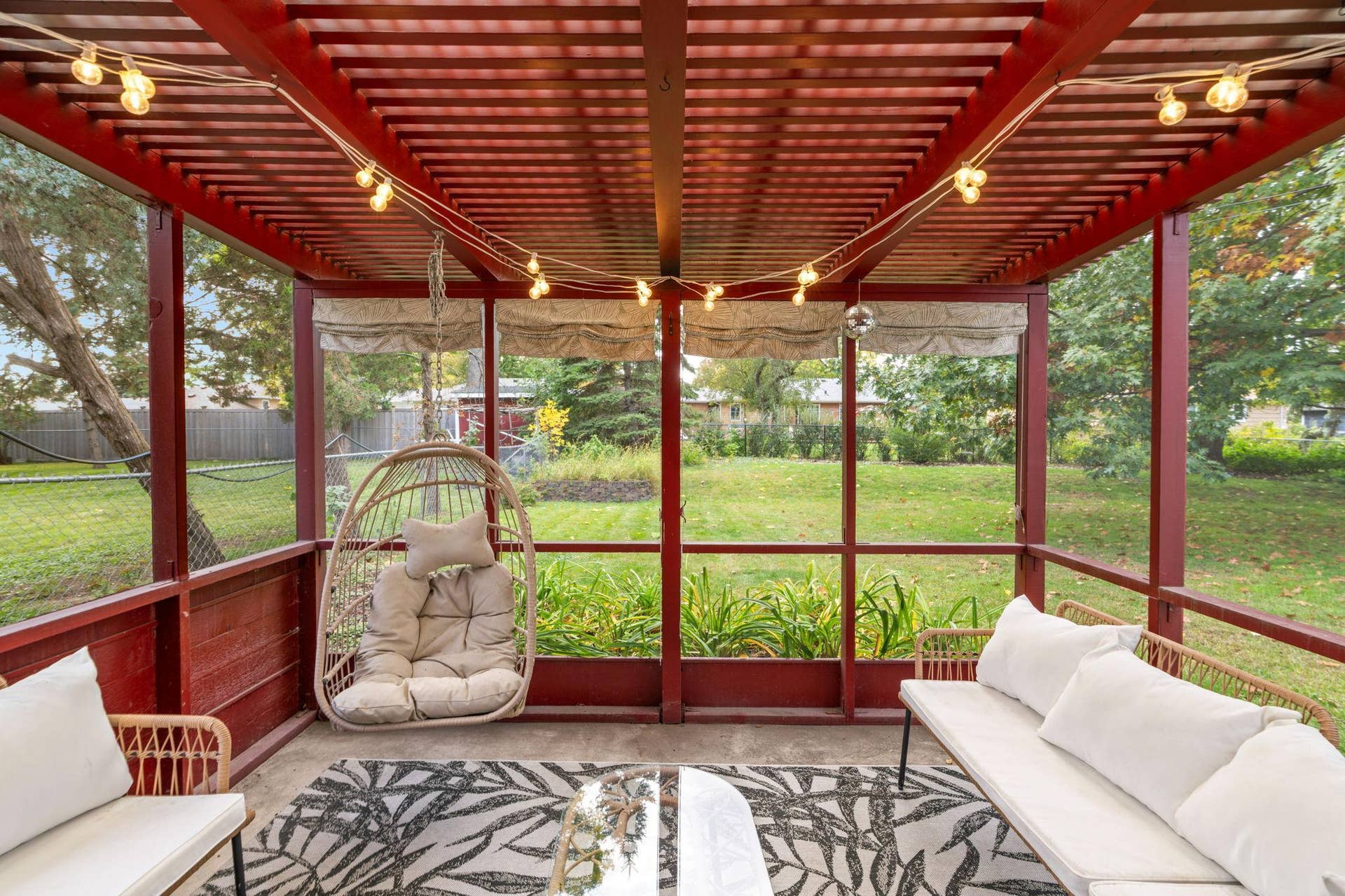 6920 Blaisdell Avenue, Richfield, MN 55423 Screened-In Porch