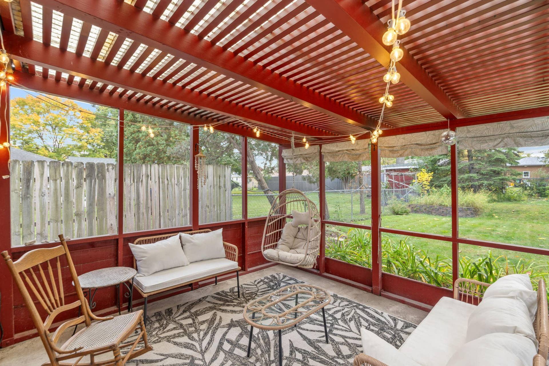 6920 Blaisdell Avenue, Richfield, MN 55423 Screened-In Porch
