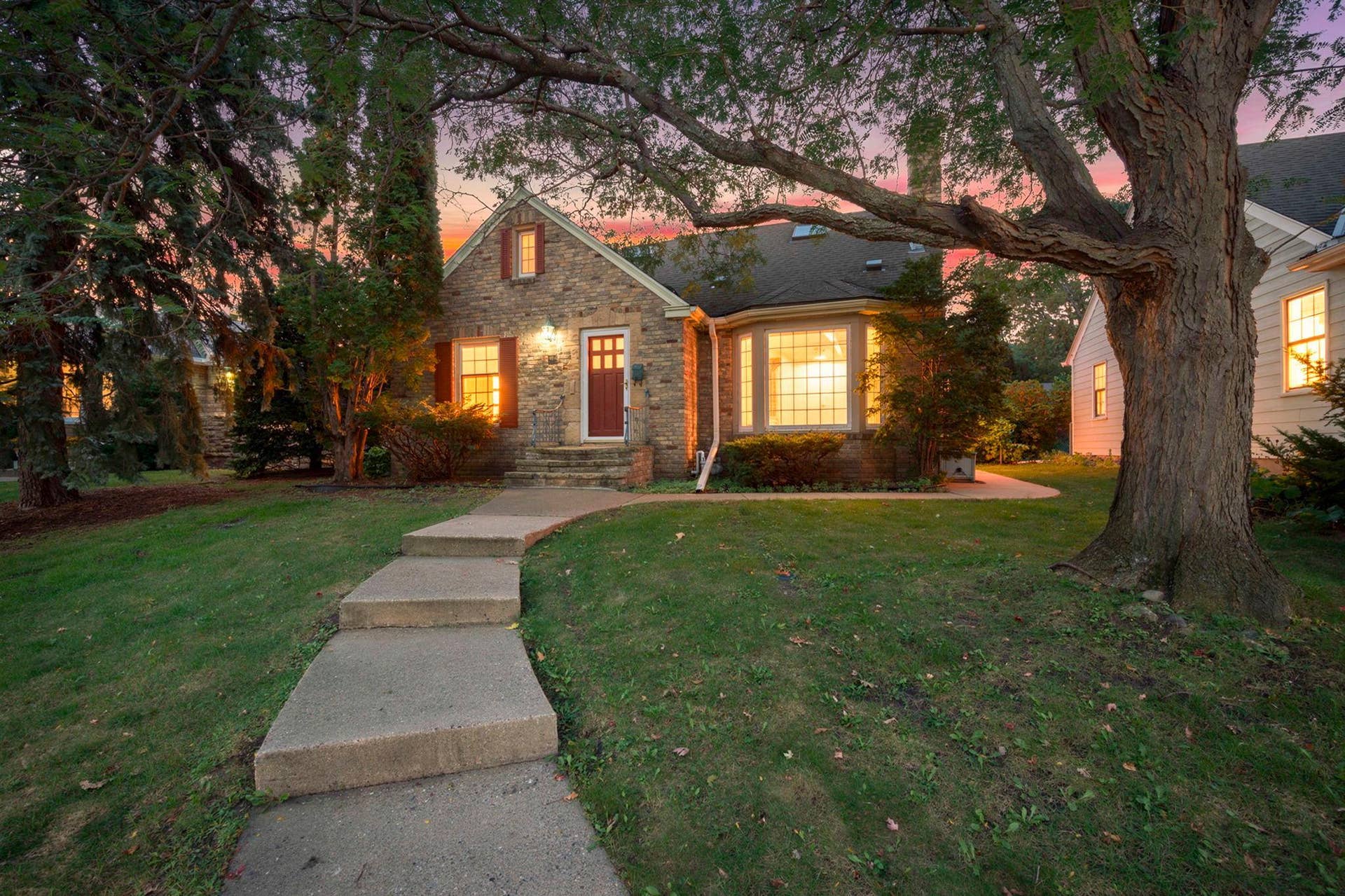 680 Mount Curve Boulevard, 94, Saint Paul, MN 55116 680 Mount Curve Boulevard, 94, Saint Paul, MN 55116