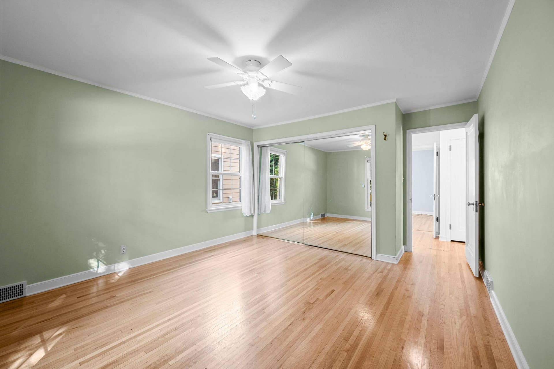 680 Mount Curve Boulevard, 94, Saint Paul, MN 55116 680 Mount Curve Boulevard, 94, Saint Paul, MN 55116