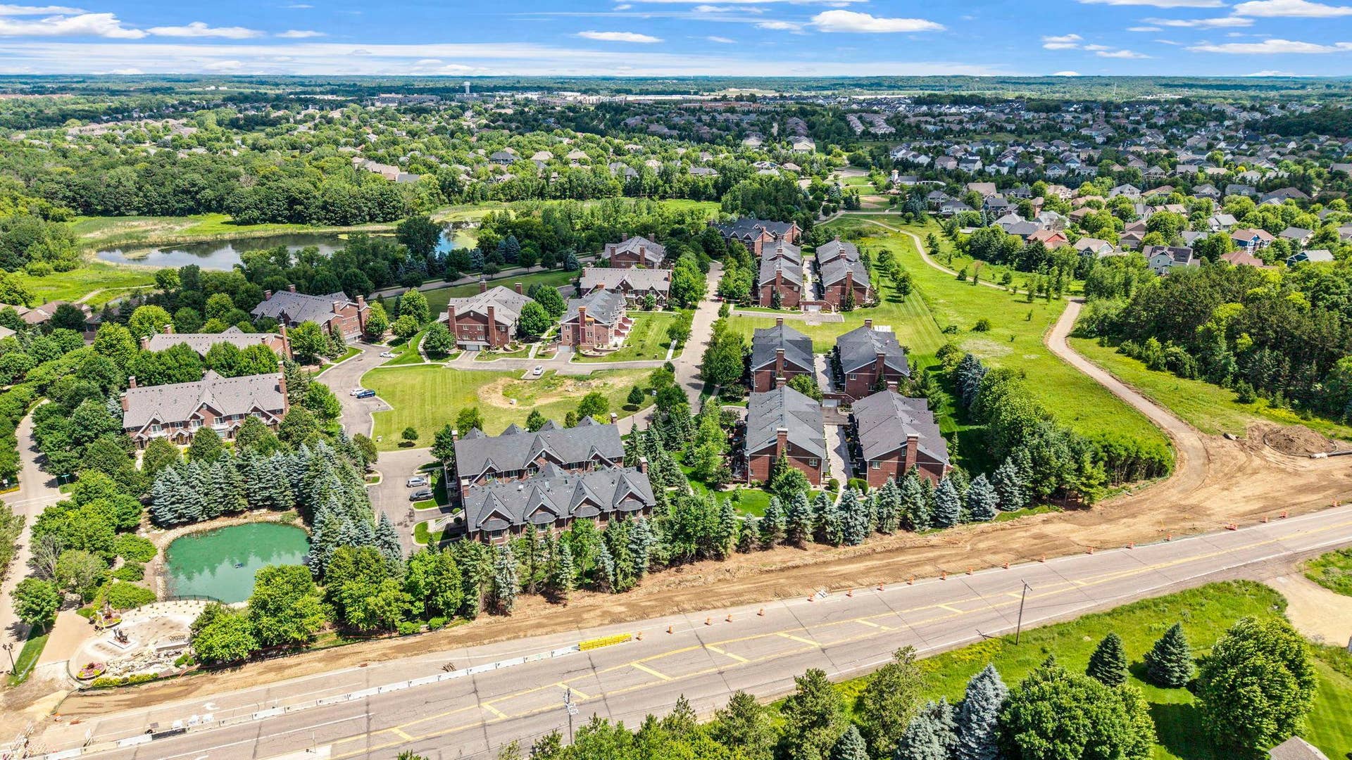 10814 Falling Water Lane, #A, Woodbury, MN 55129 10814 Falling Water Lane, #A, Woodbury, MN 55129