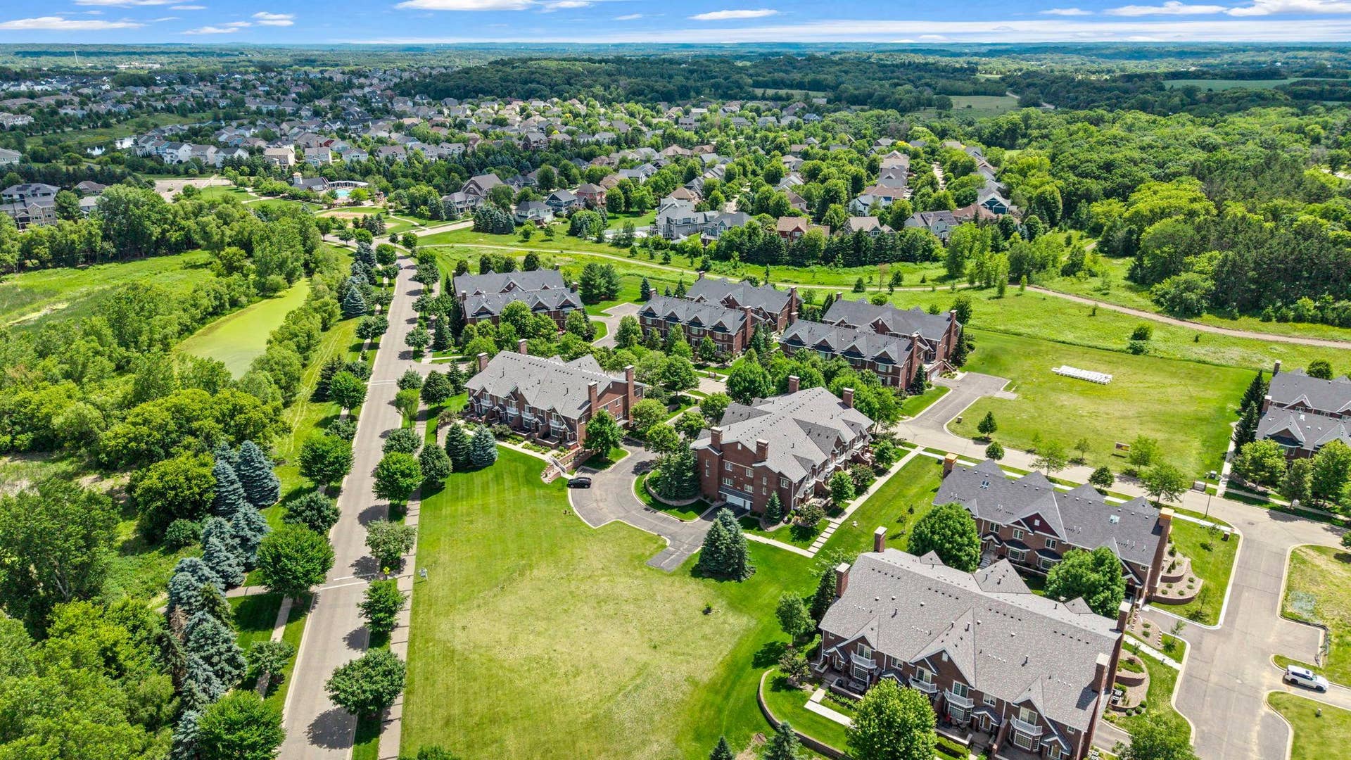 10814 Falling Water Lane, #A, Woodbury, MN 55129 10814 Falling Water Lane, #A, Woodbury, MN 55129