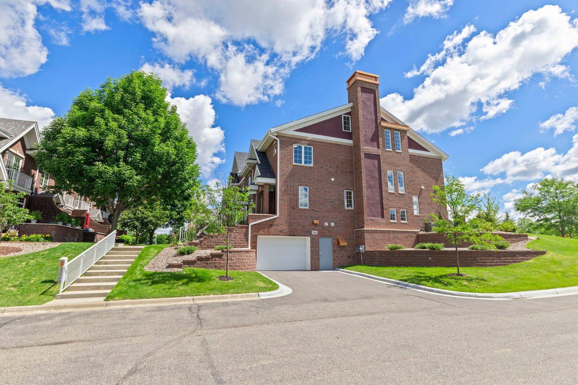 10814 Falling Water Lane, #A, Woodbury, MN 55129 10814 Falling Water Lane, #A, Woodbury, MN 55129