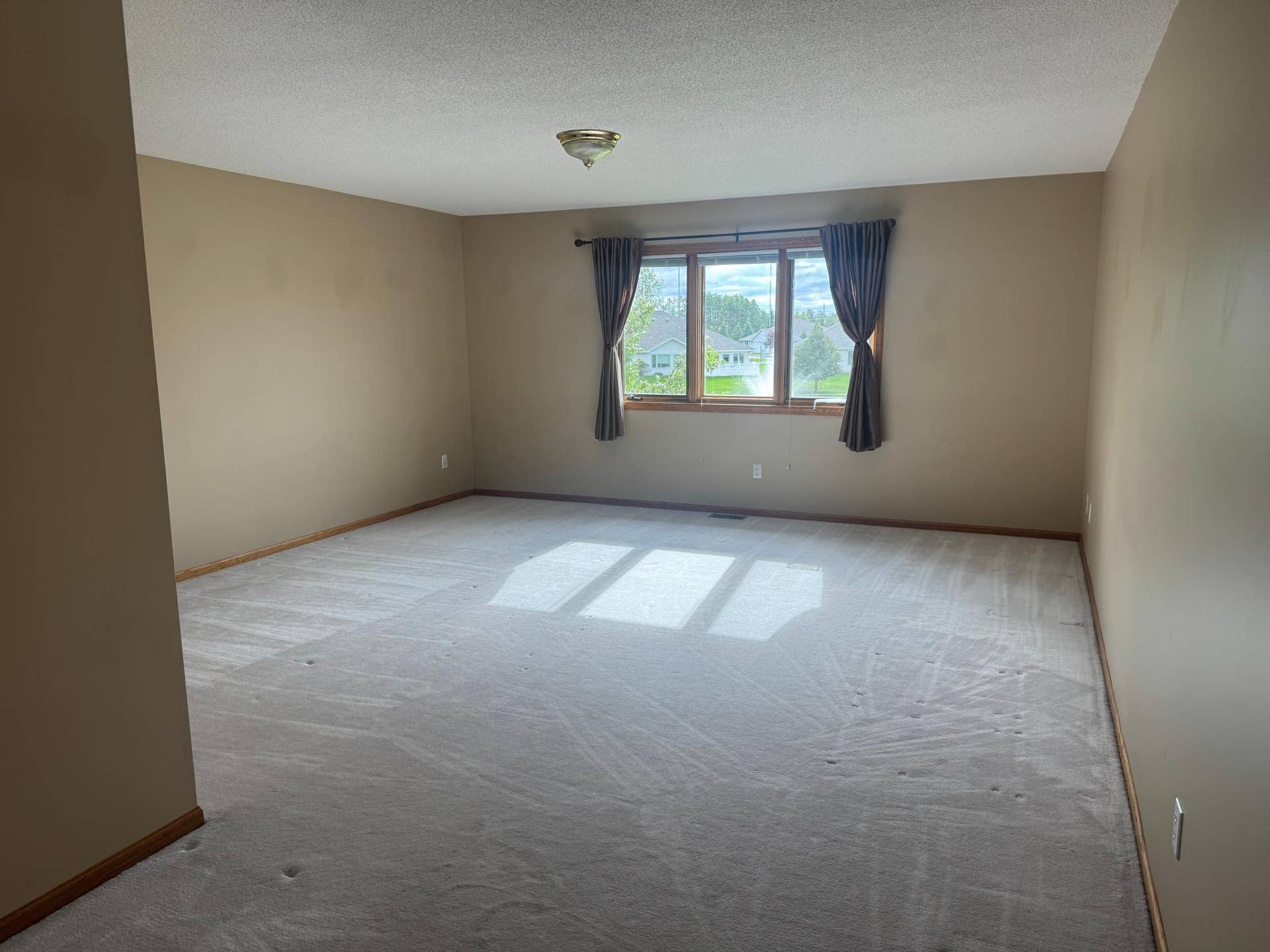 3113 Maple Leaf Court NW, Bemidji, MN 56601 Second floor Bedroom
