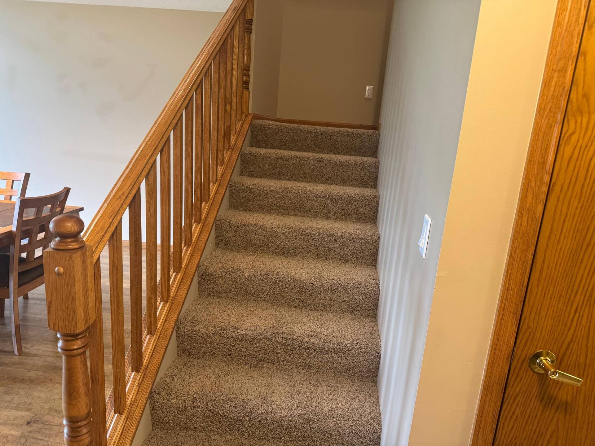 3113 Maple Leaf Court NW, Bemidji, MN 56601 Stairs going up