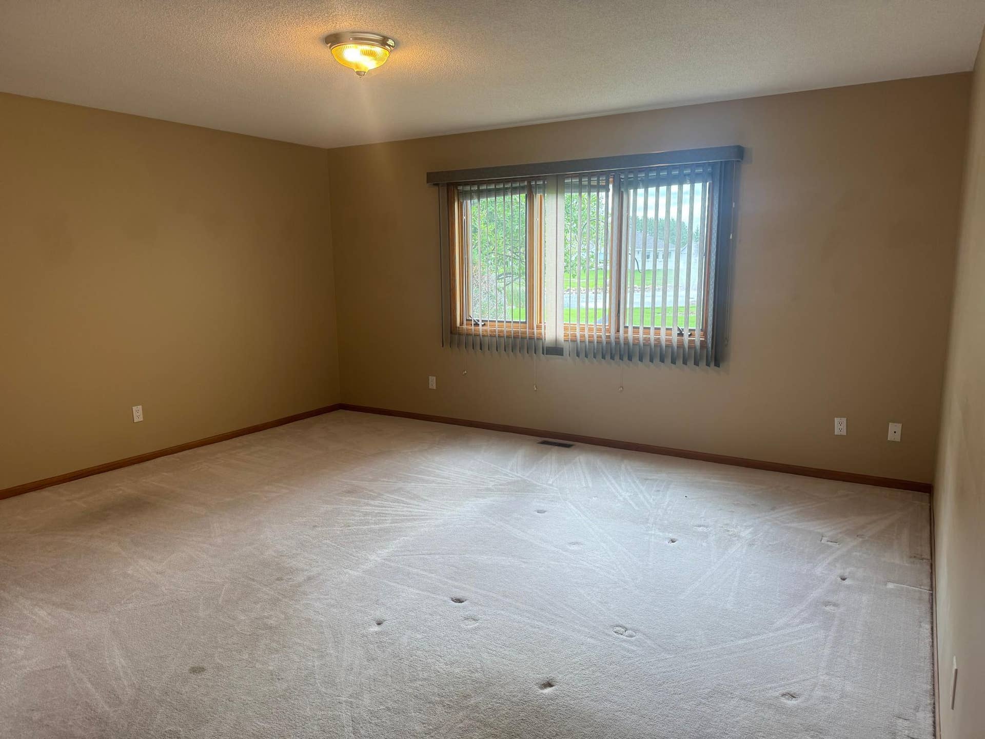 3113 Maple Leaf Court NW, Bemidji, MN 56601 Main Floor Bedroom