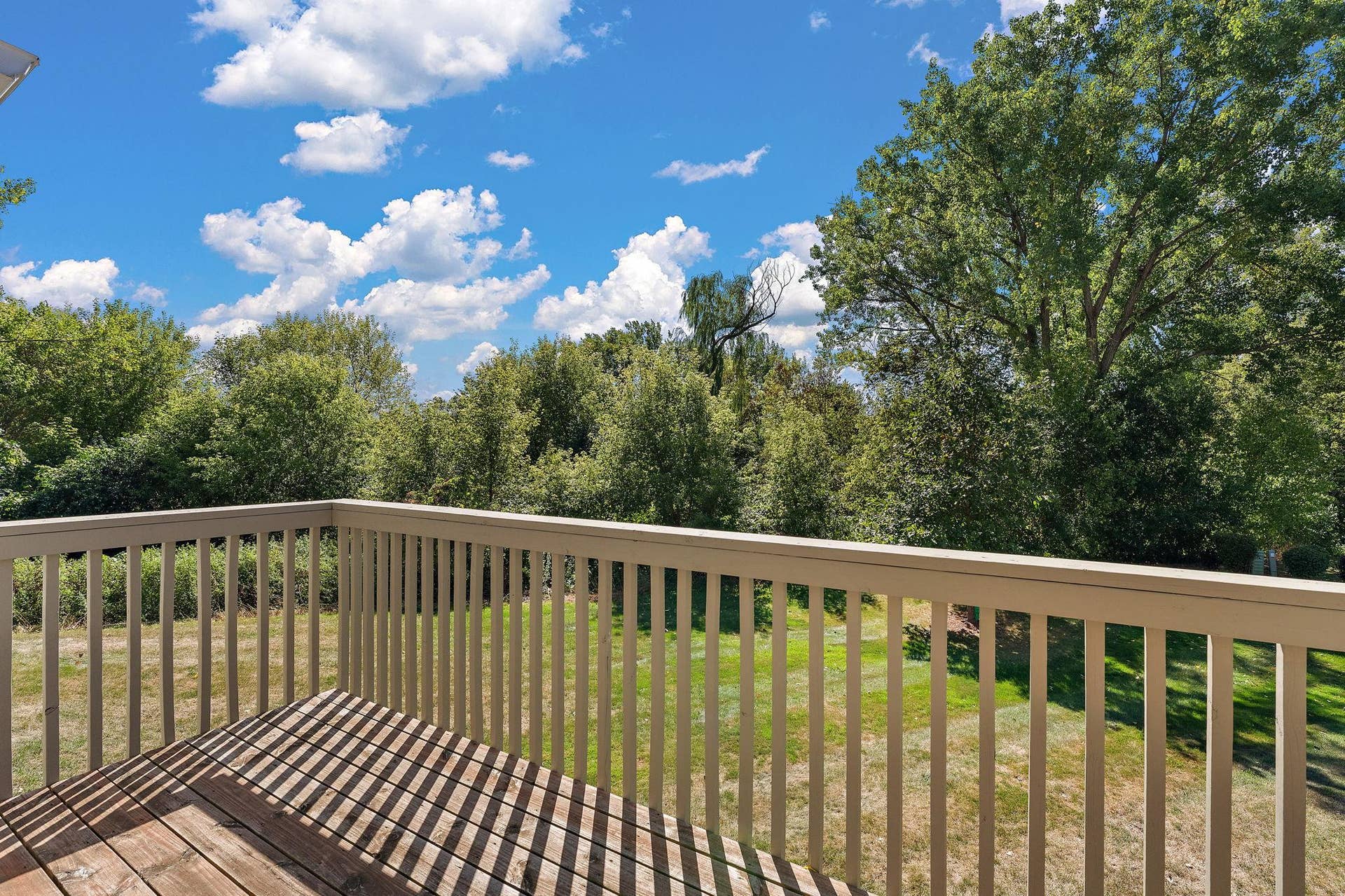 978 Winterberry Drive, Woodbury, MN 55125 View of nature! and very quiet!