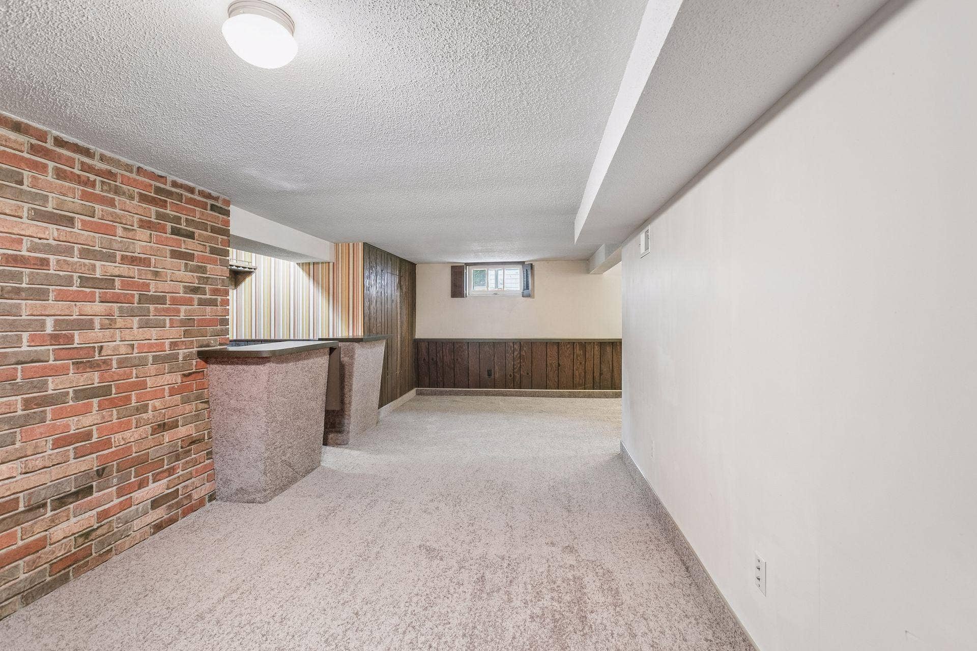 4412 Newton Avenue N, 81, Minneapolis, MN 55412 North view of family room