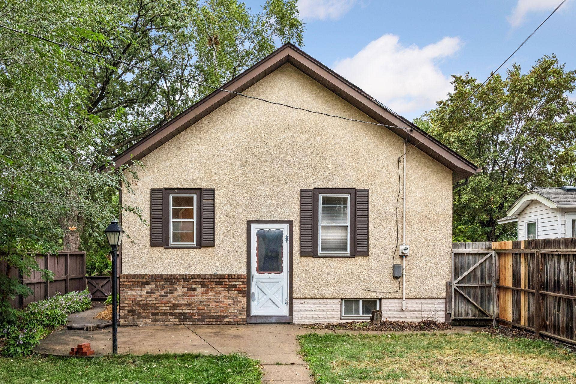 4412 Newton Avenue N, 81, Minneapolis, MN 55412 Rear view of home