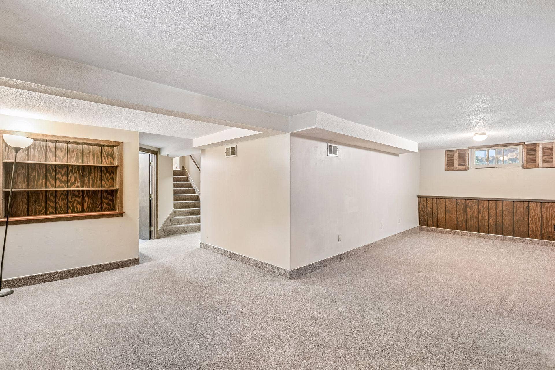 4412 Newton Avenue N, 81, Minneapolis, MN 55412 East view of family room
