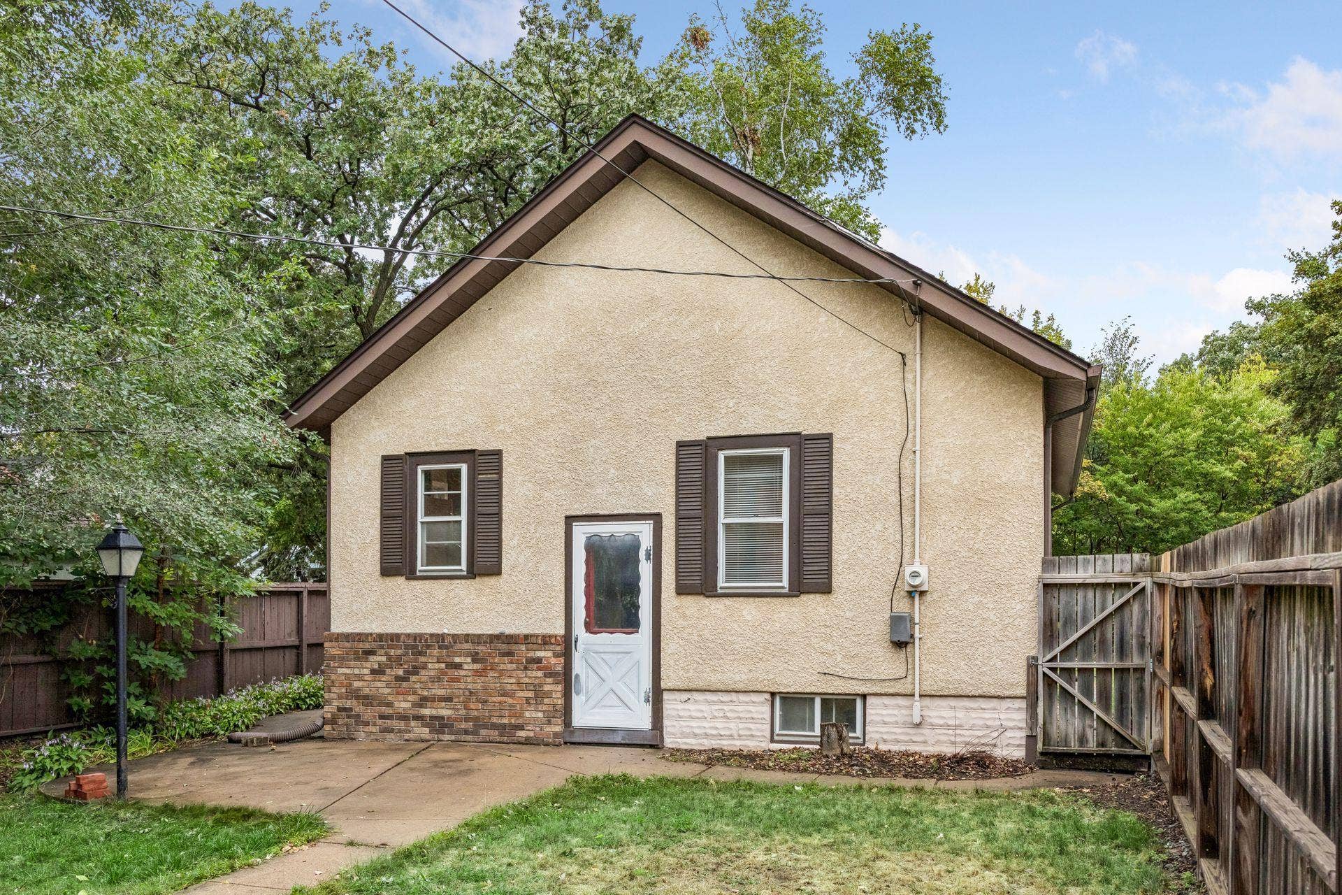 4412 Newton Avenue N, 81, Minneapolis, MN 55412 Rear view of home