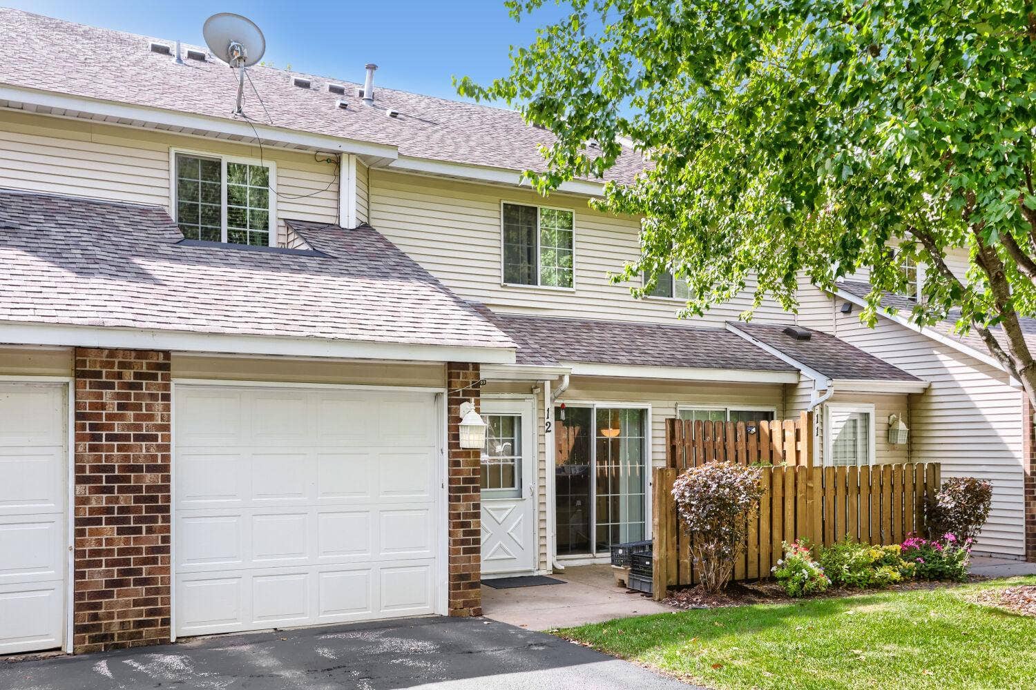 7026 19th Street N, #12, Oakdale, MN 55128 7026 19th St N 12 - Web Quality - 009 - 06 Exterior Front.jpg