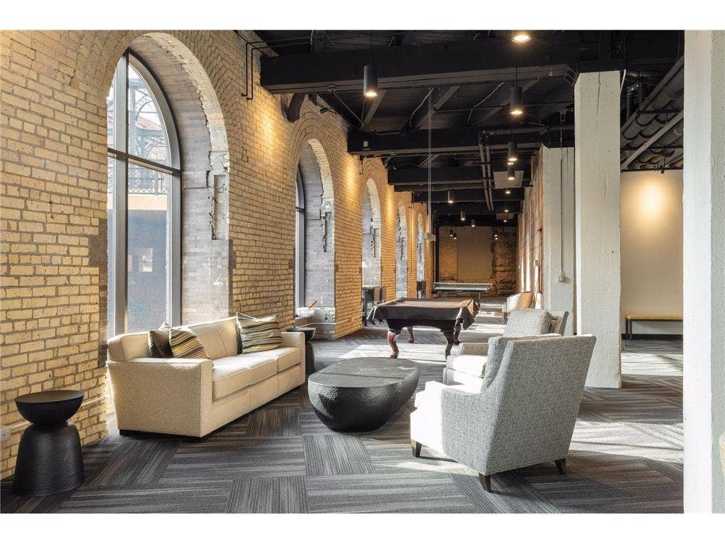 404 Washington Avenue N, #202, 59, Minneapolis, MN 55401