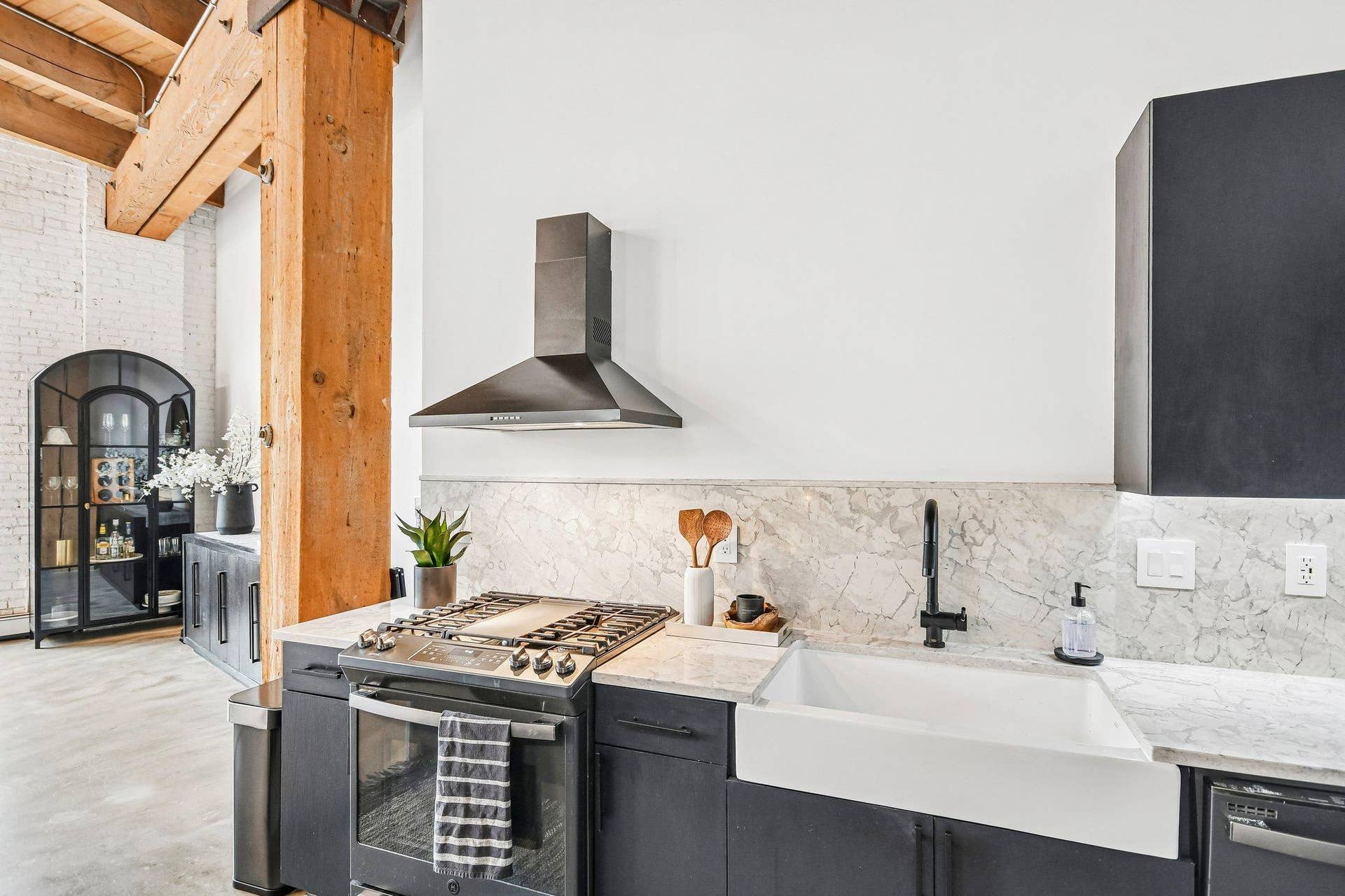 404 Washington Avenue N, #202, 59, Minneapolis, MN 55401