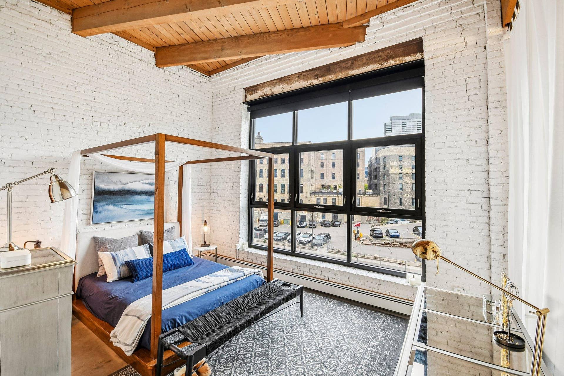 404 Washington Avenue N, #202, 59, Minneapolis, MN 55401