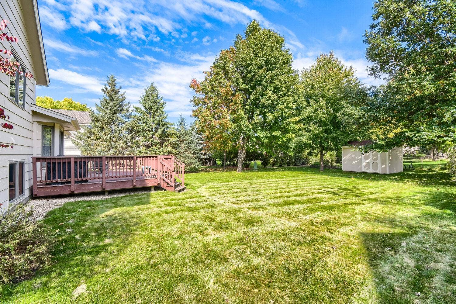4670 Manor Drive, Eagan, MN 55123 4670 Manor Drive - Web Quality - 027 - 27 Views.jpg