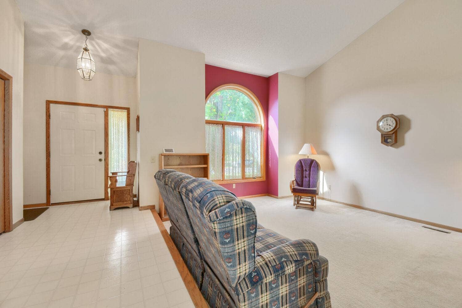 4670 Manor Drive, Eagan, MN 55123 4670 Manor Drive - Web Quality - 014 - 14 Family Room.jpg