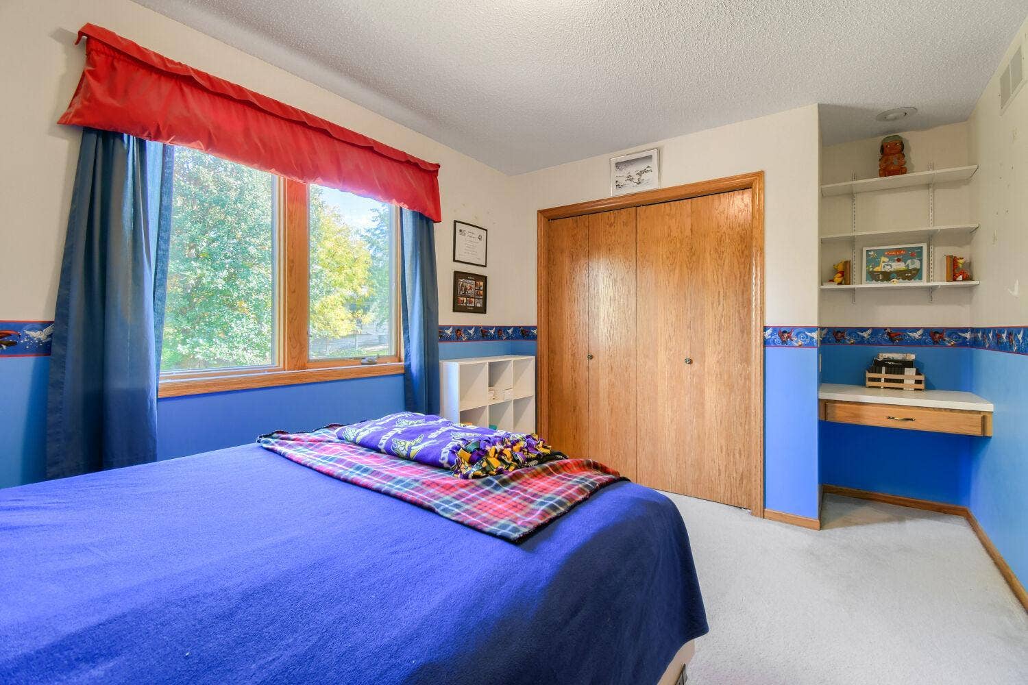 4670 Manor Drive, Eagan, MN 55123 4670 Manor Drive - Web Quality - 023 - 23 Bedroom.jpg
