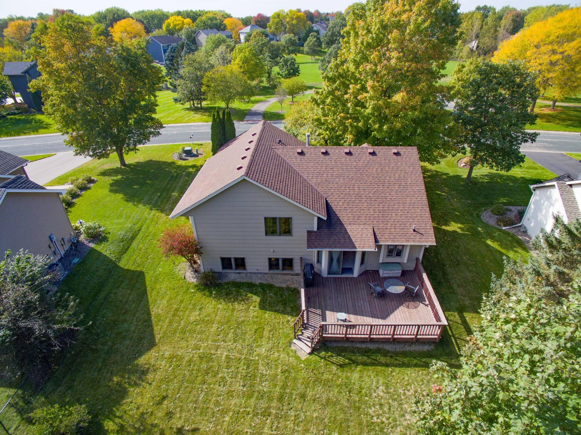 4670 Manor Drive, Eagan, MN 55123 DJI_0183.jpg