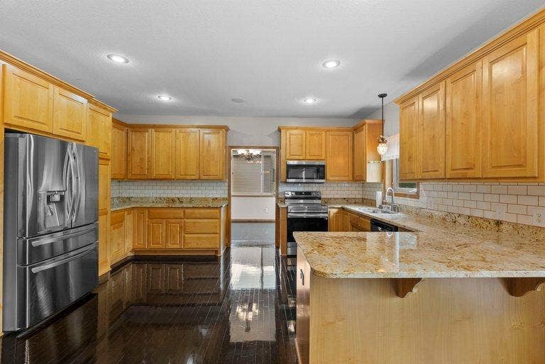 4501 104th Avenue N, Brooklyn Park, MN 55443 015_dsc02316_22.jpg